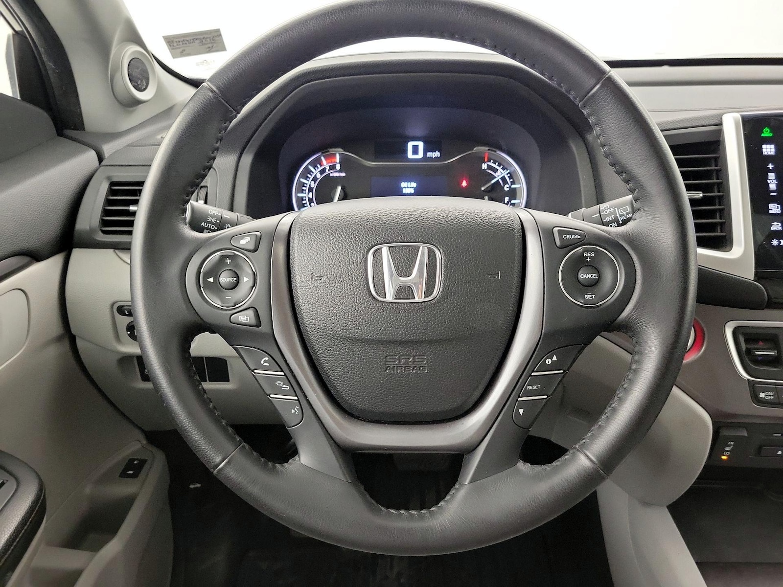 2016 Honda Pilot EX-L - Photo 11