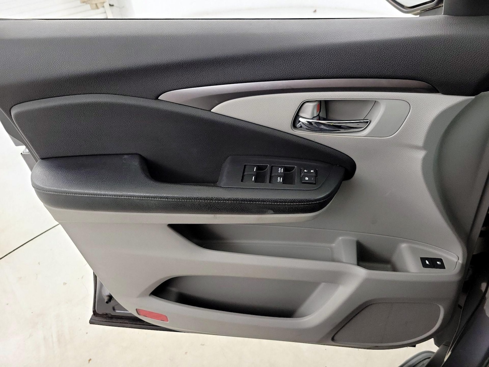 2016 Honda Pilot EX-L - Photo 13