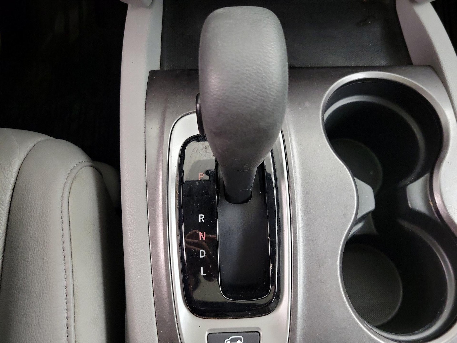 2016 Honda Pilot EX-L - Photo 18