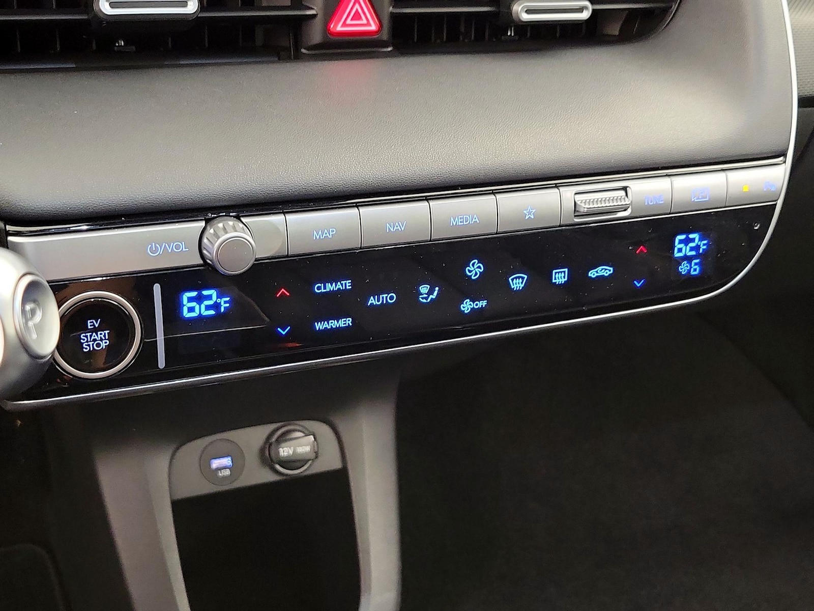 2022 Hyundai IONIQ 5 Limited - Photo 9
