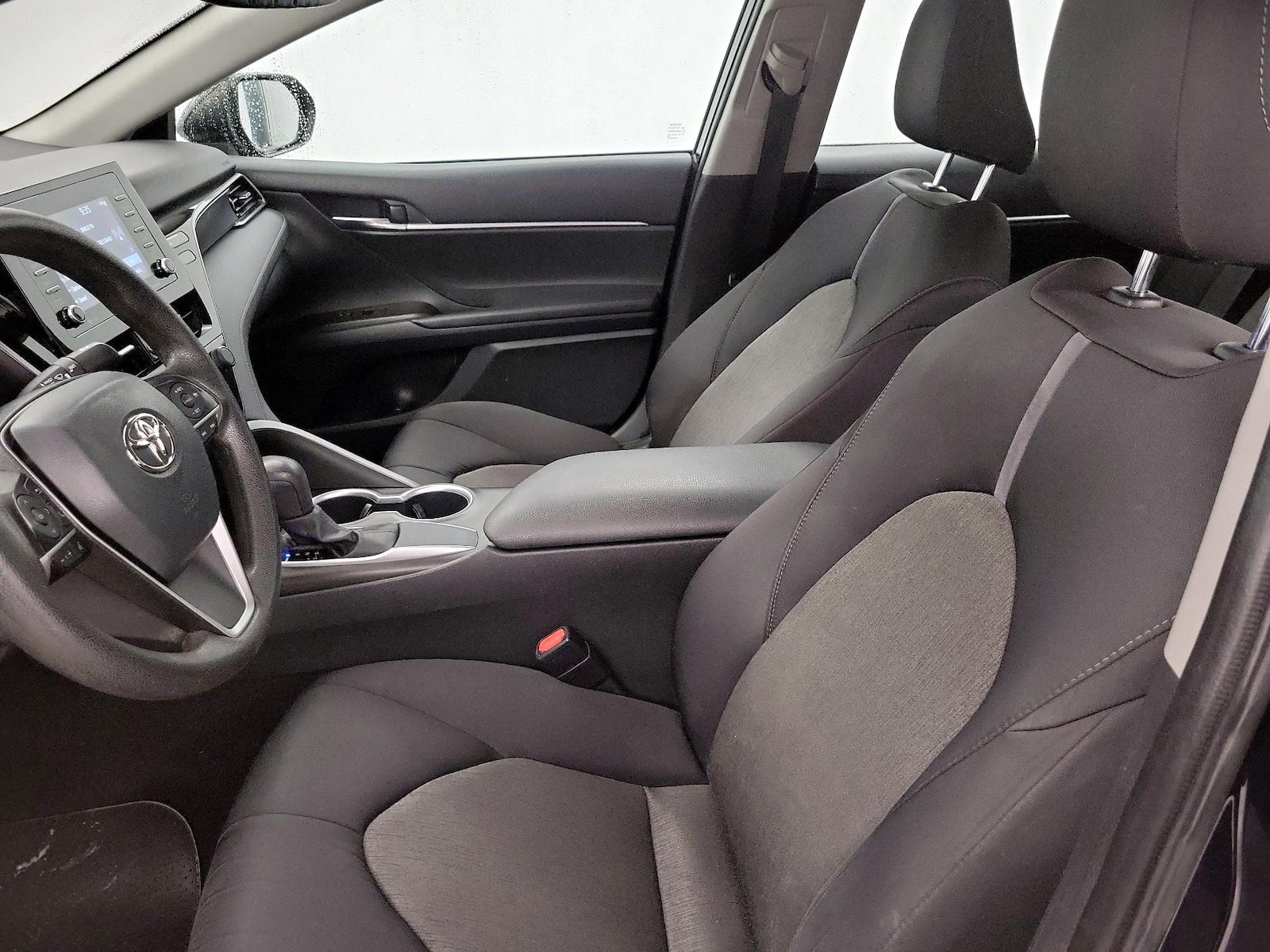 Power Seat(s) & Side Airbags