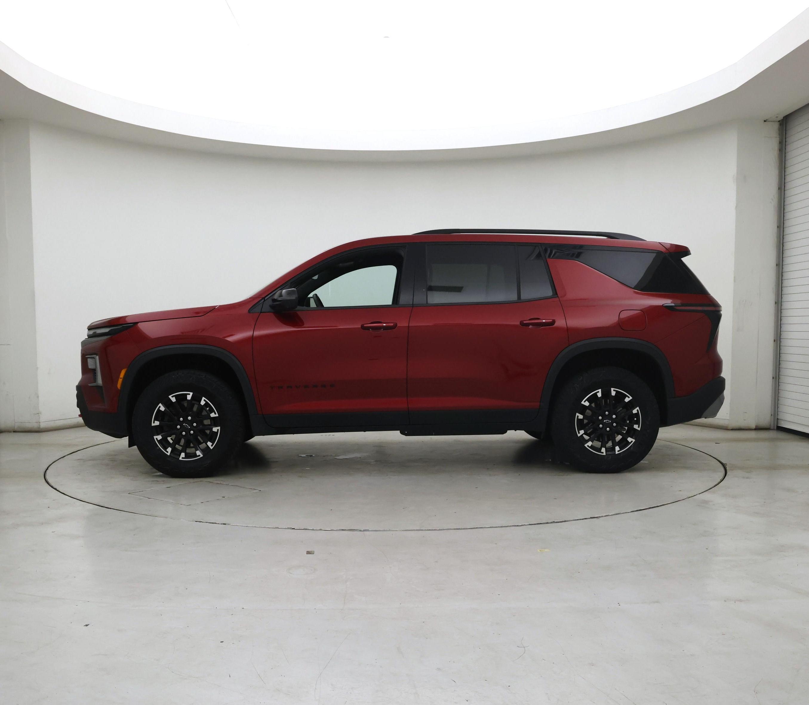 Thumbnail: 2024 Chevrolet Traverse - 3