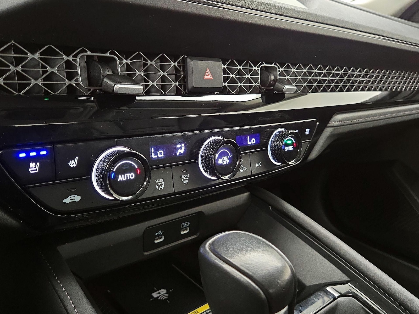 2023 Honda Accord Hybrid Touring - Photo 16