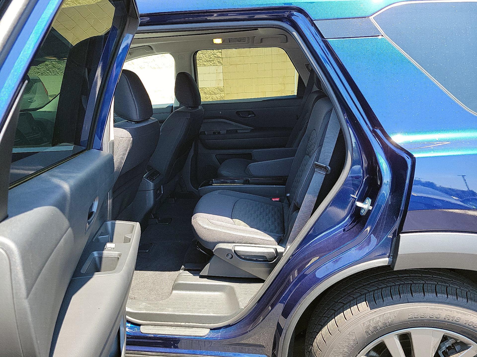 Thumbnail: 2025 Nissan Pathfinder - 17