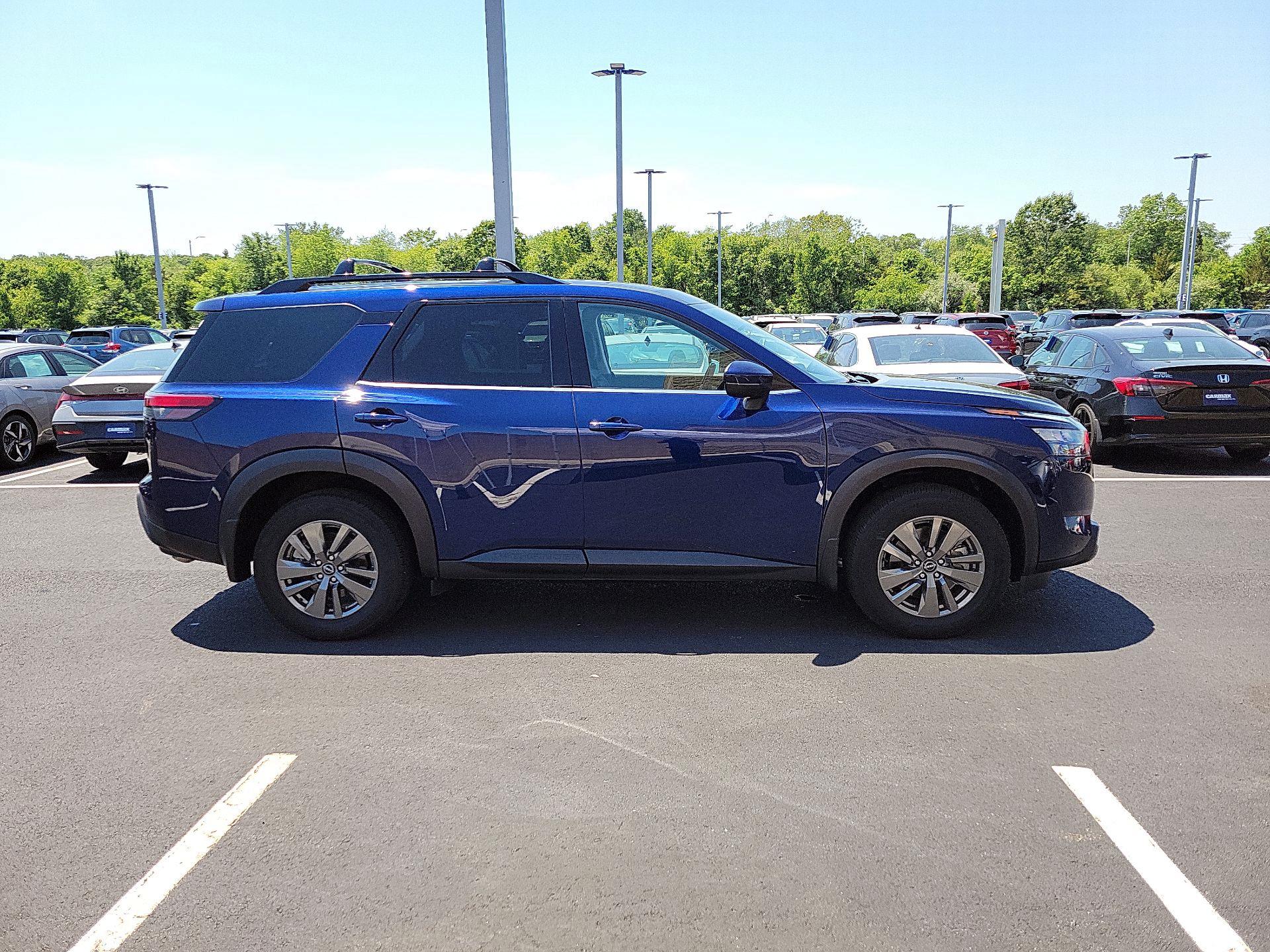 Thumbnail: 2025 Nissan Pathfinder - 4