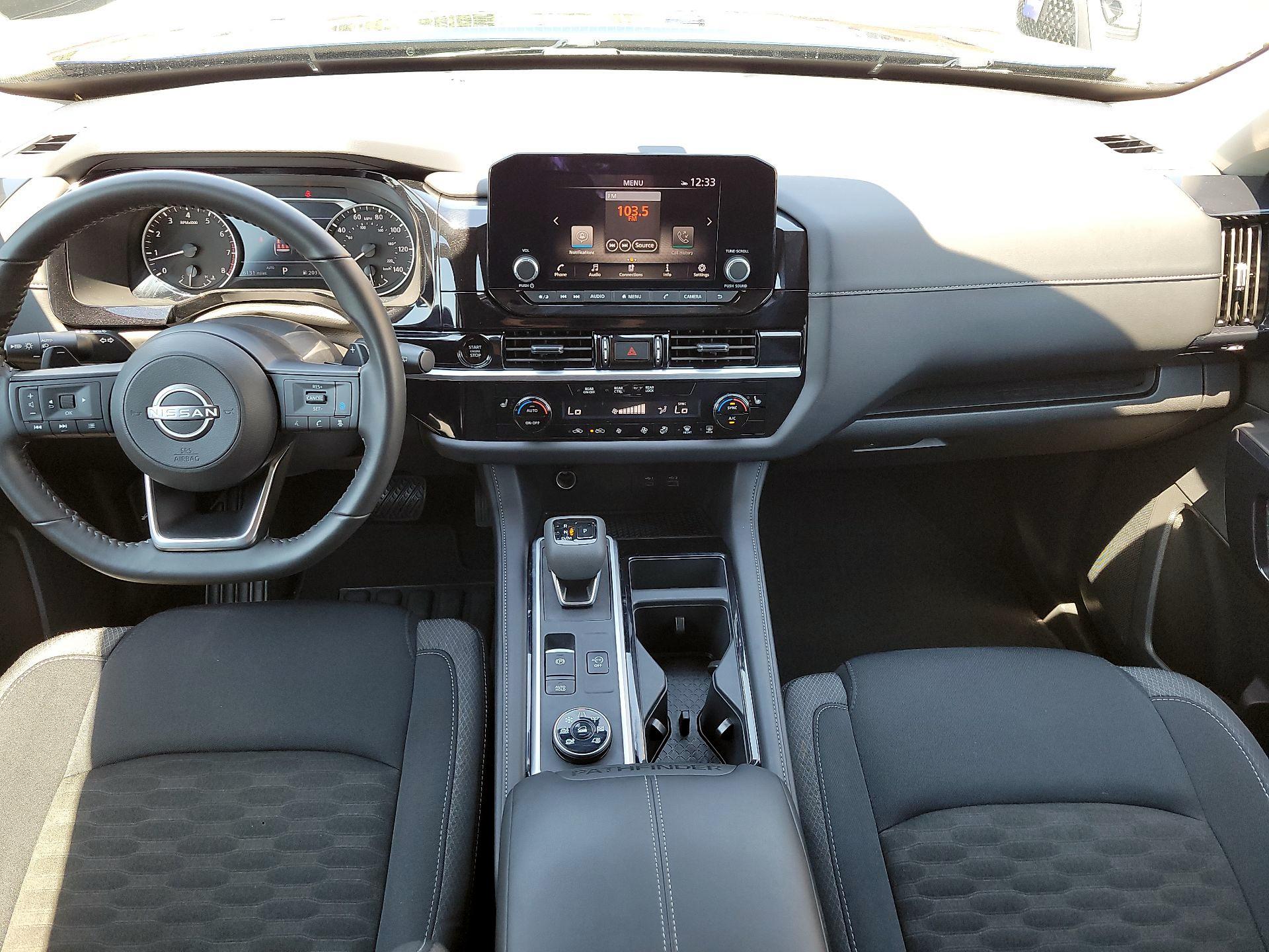 Thumbnail: 2025 Nissan Pathfinder - 8