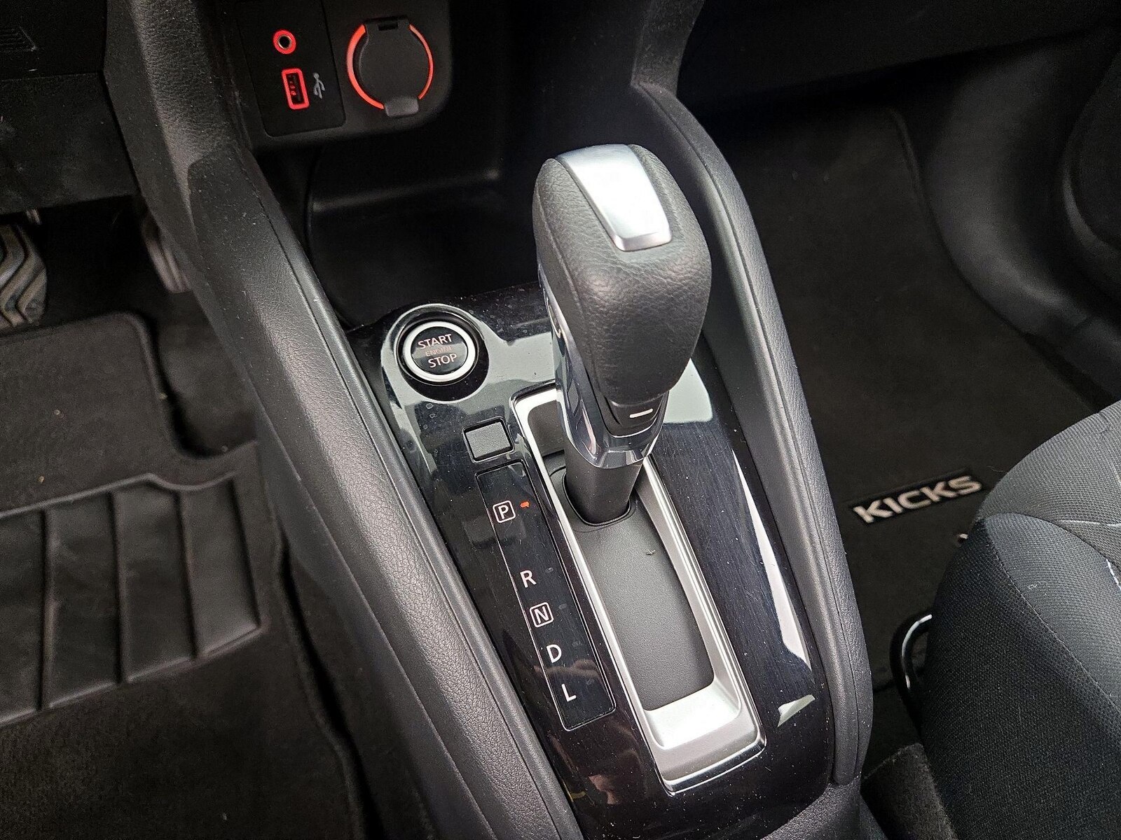 2020 Nissan Kicks S - Photo 18