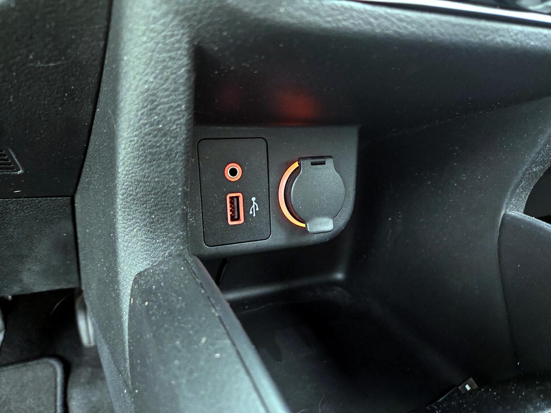 Thumbnail: 2020 Nissan Kicks - 18
