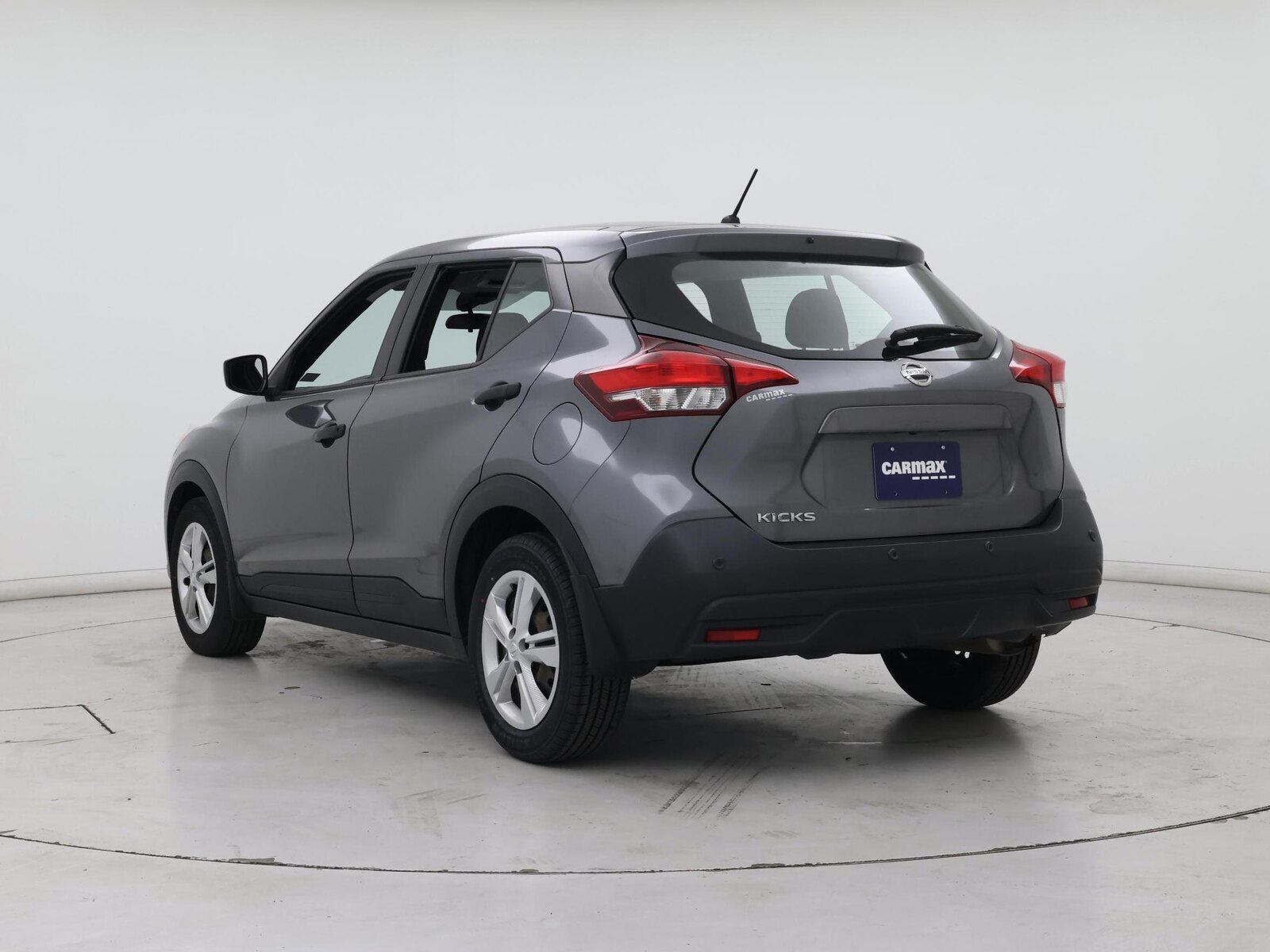 2020 Nissan Kicks S - Photo 3