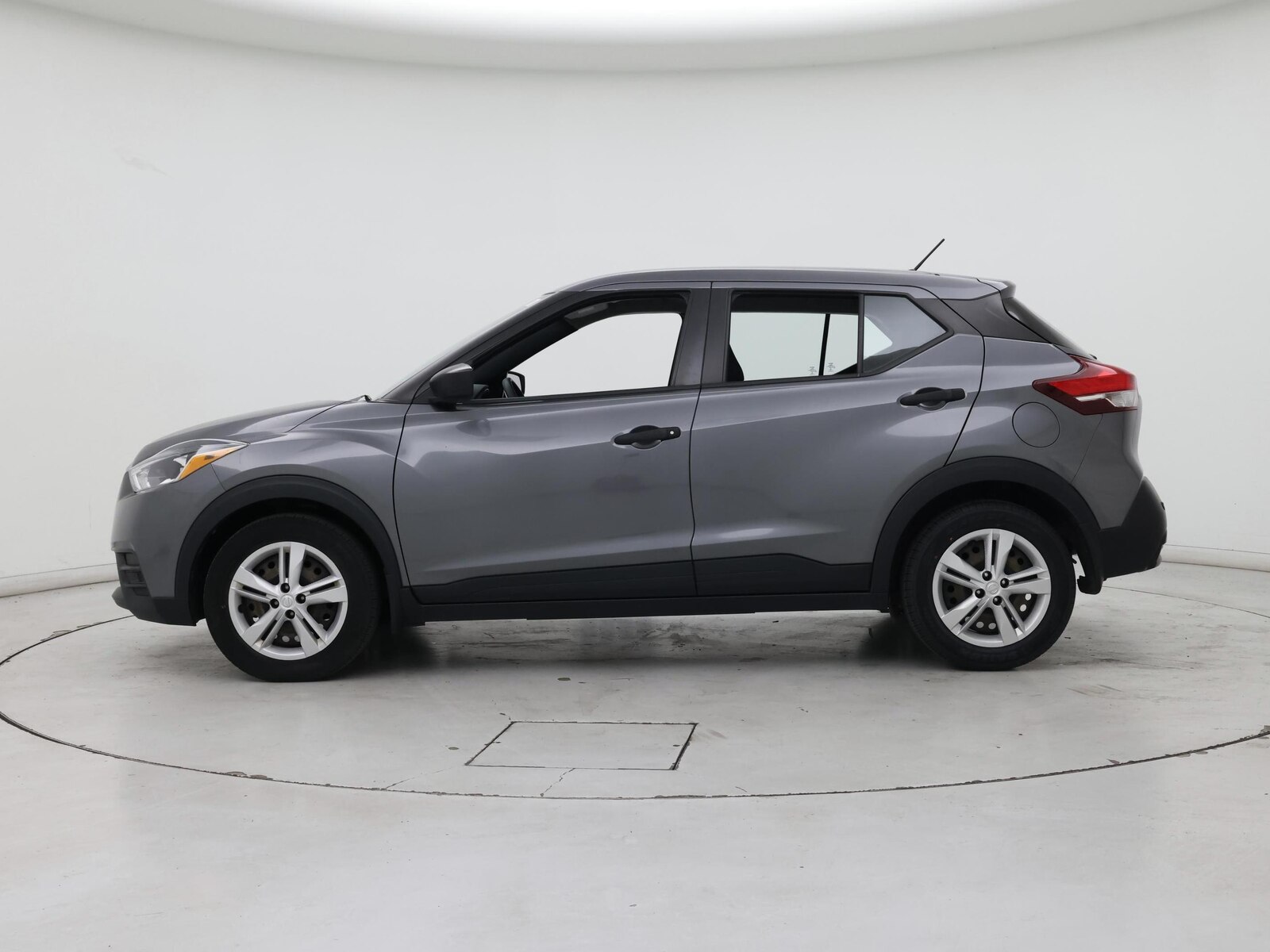 2020 Nissan Kicks S - Photo 4