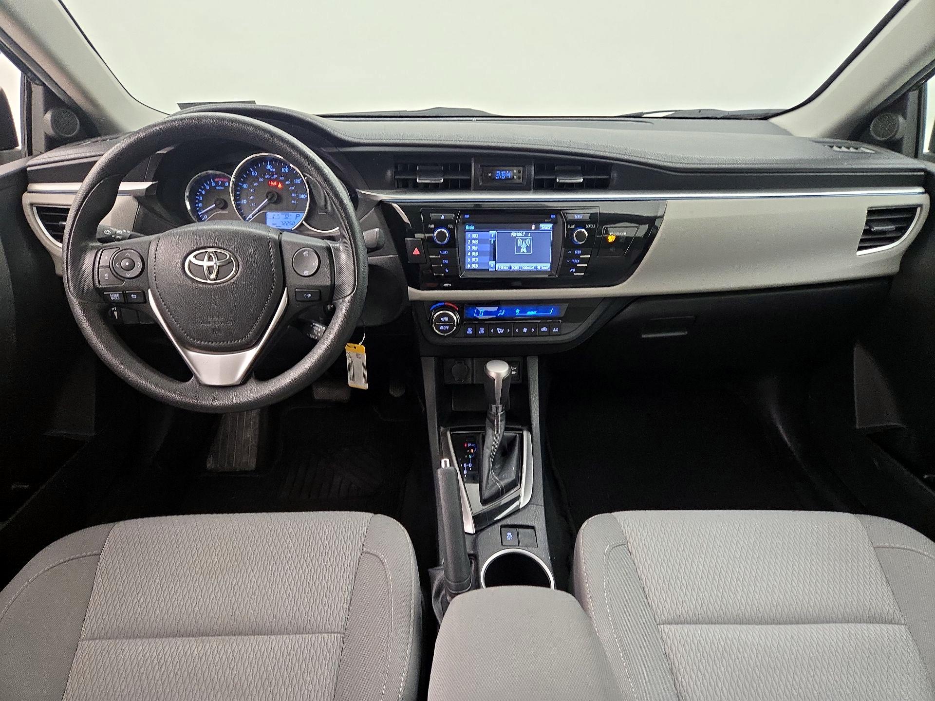 Thumbnail: 2014 Toyota Corolla - 9