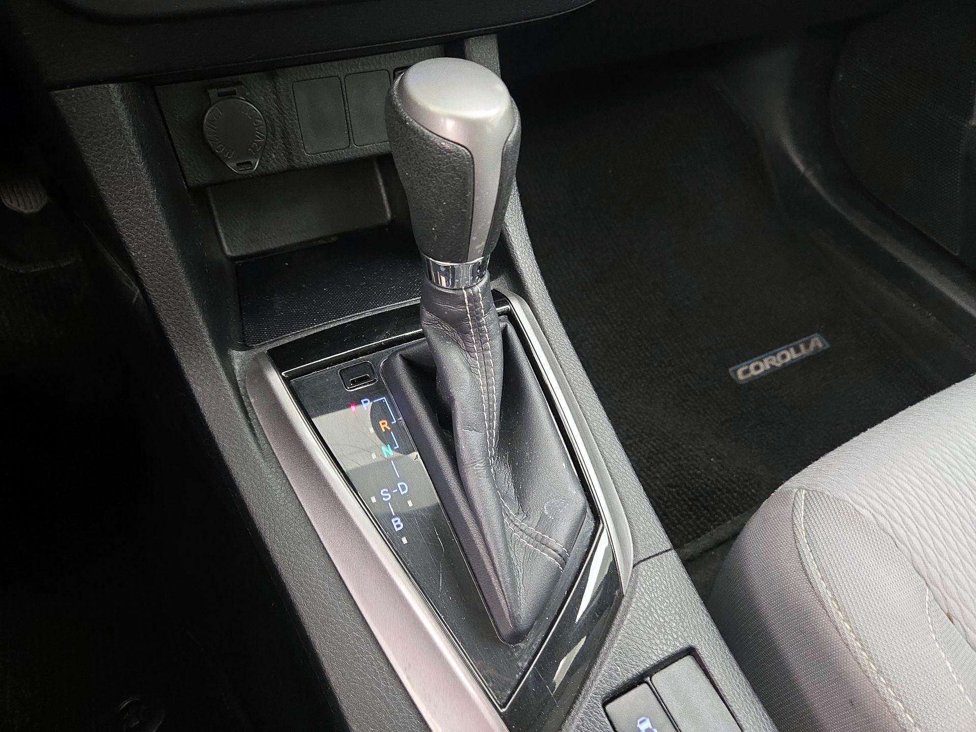 Thumbnail: 2014 Toyota Corolla - 17