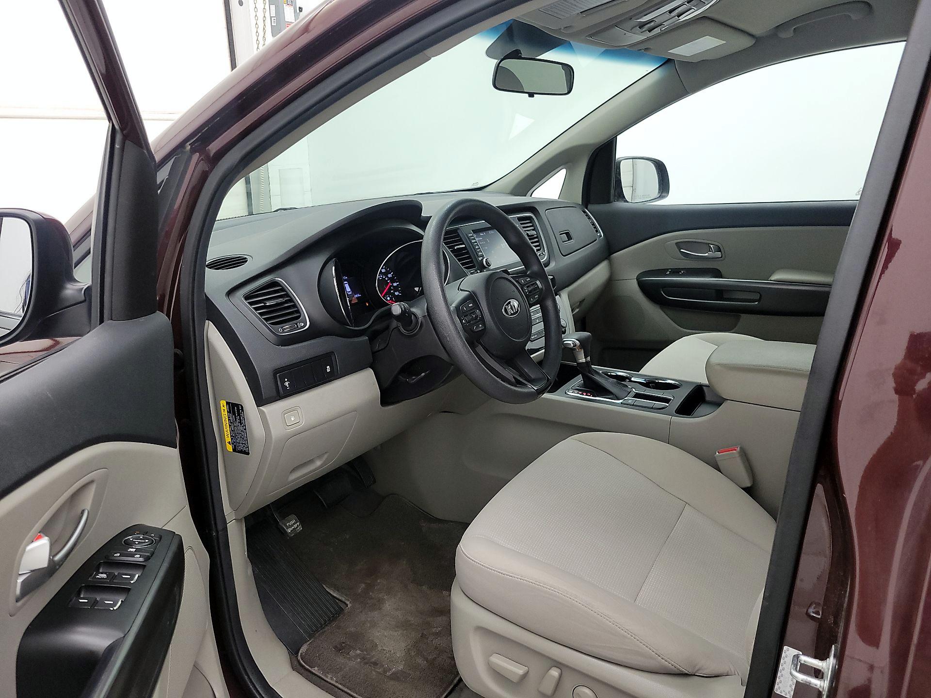 Thumbnail: 2020 Kia Sedona - 11