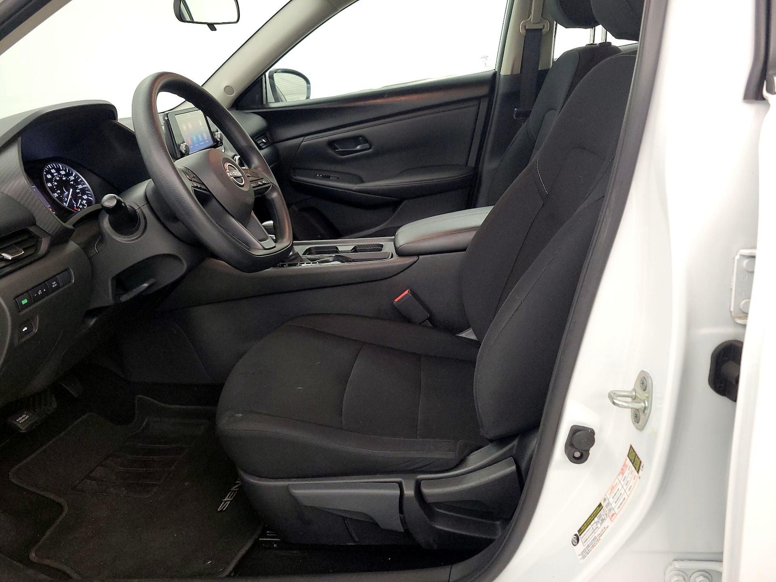 2025 Nissan Sentra S - Photo 12