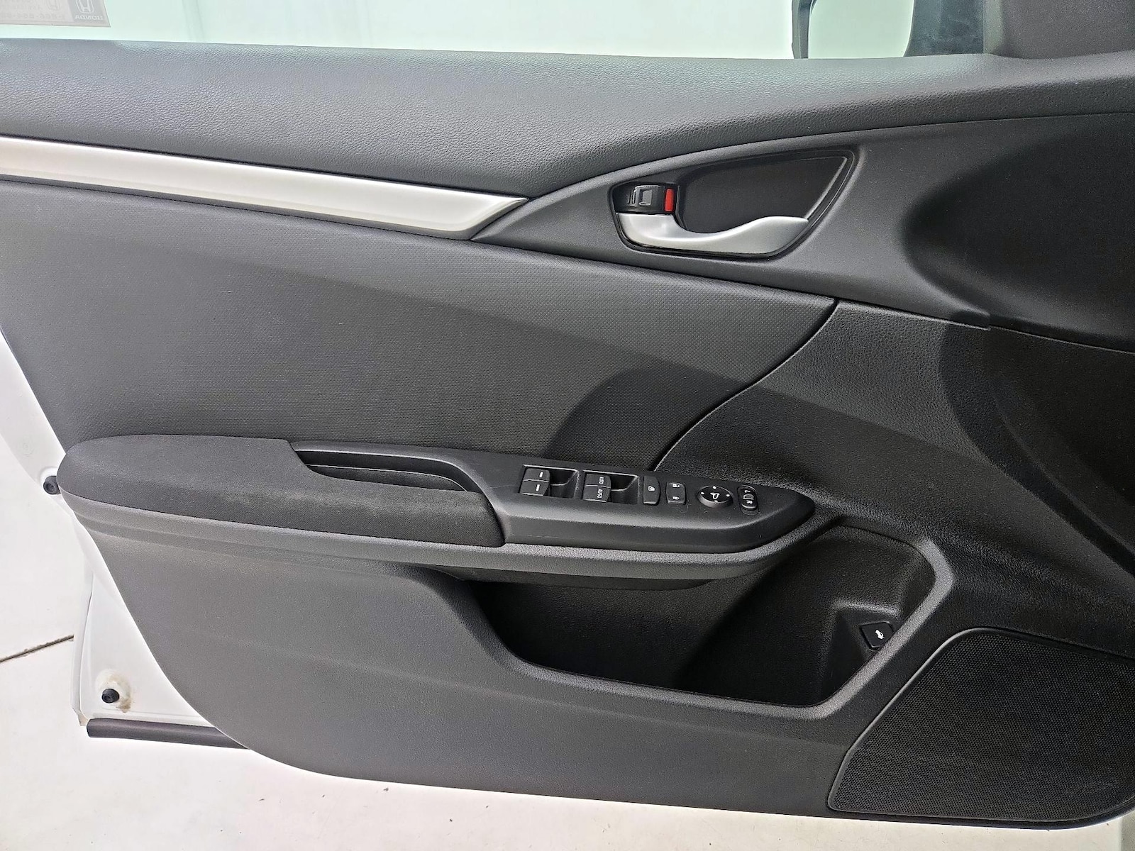 2019 Honda Civic LX - Photo 13