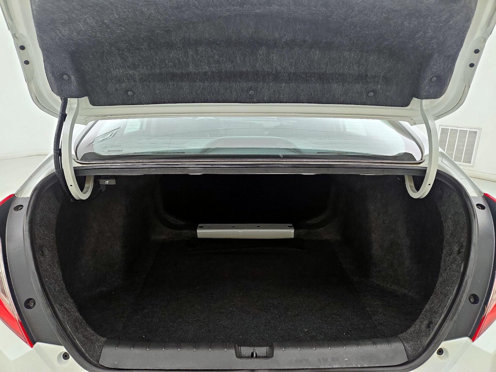 2019 Honda Civic LX - Photo 20
