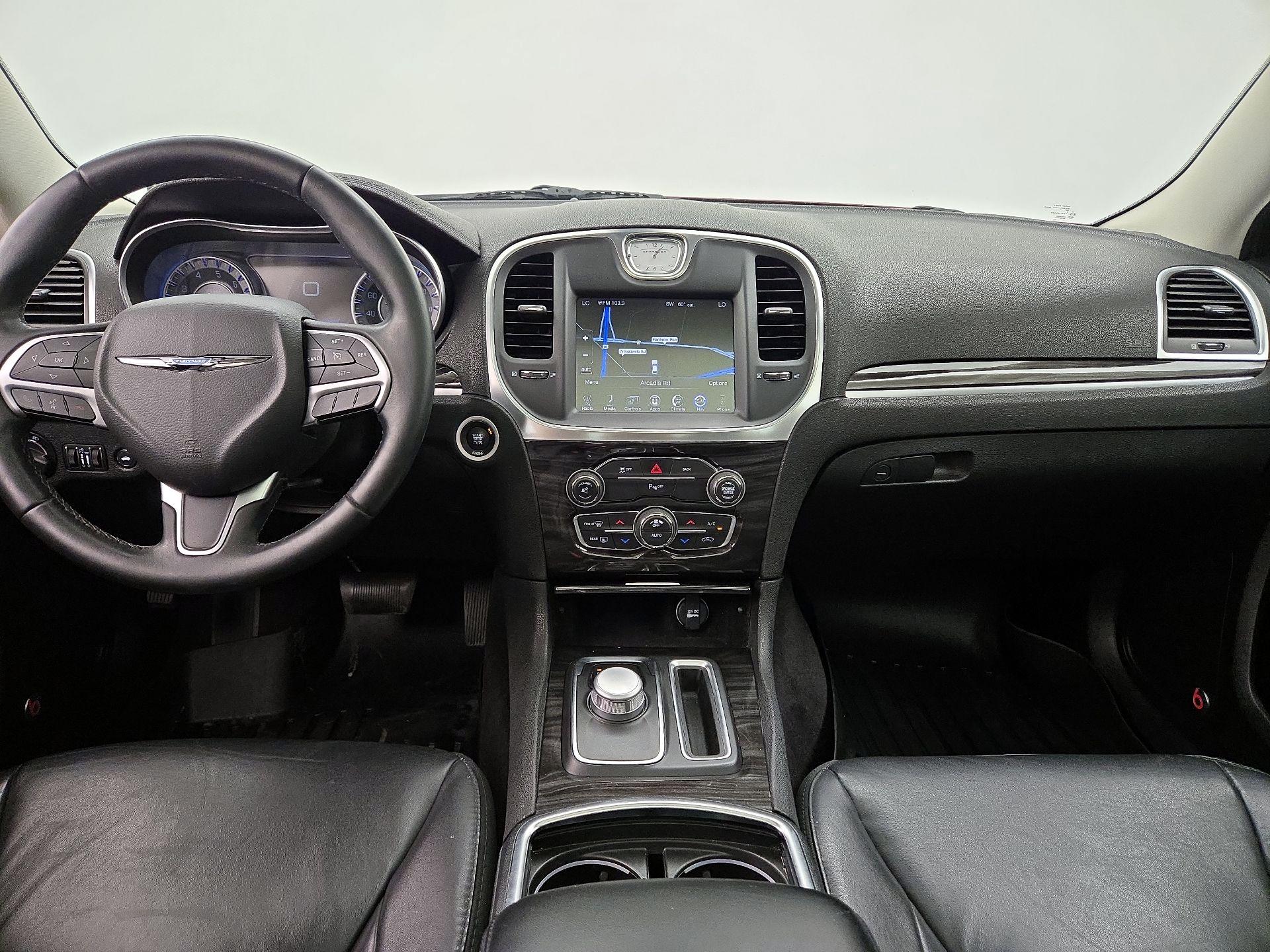 Thumbnail: 2016 Chrysler 300 - 9