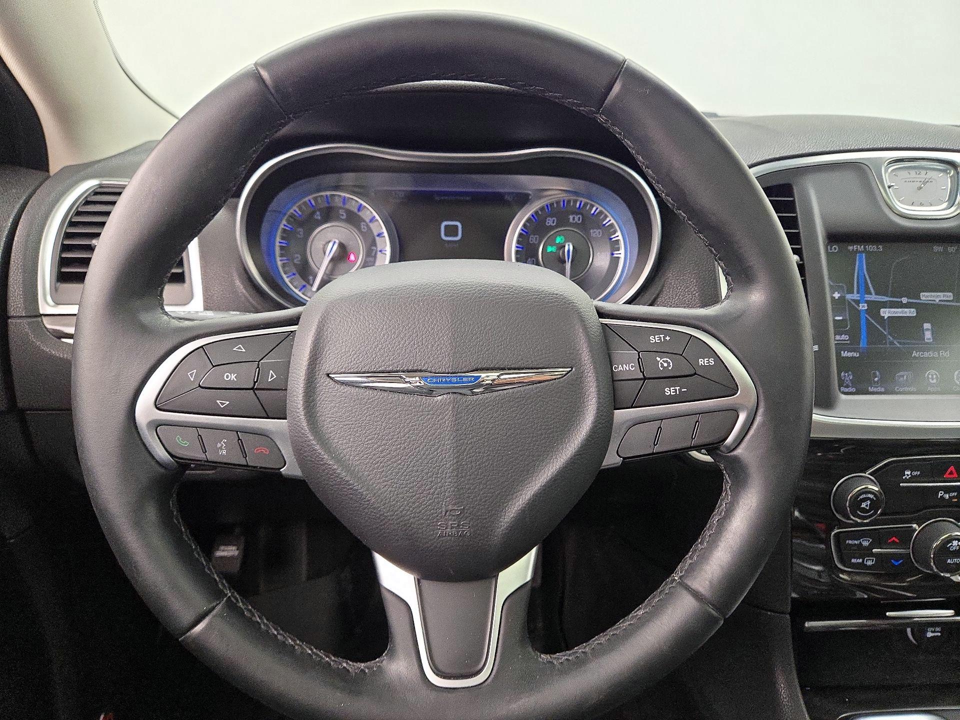 Thumbnail: 2016 Chrysler 300 - 10