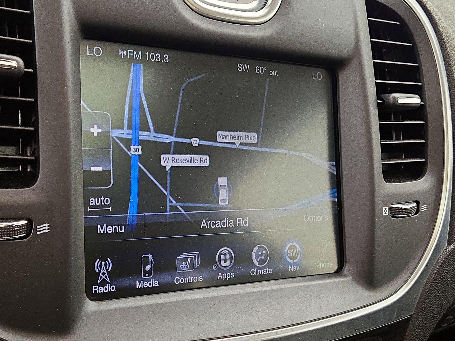 Thumbnail: 2016 Chrysler 300 - 13