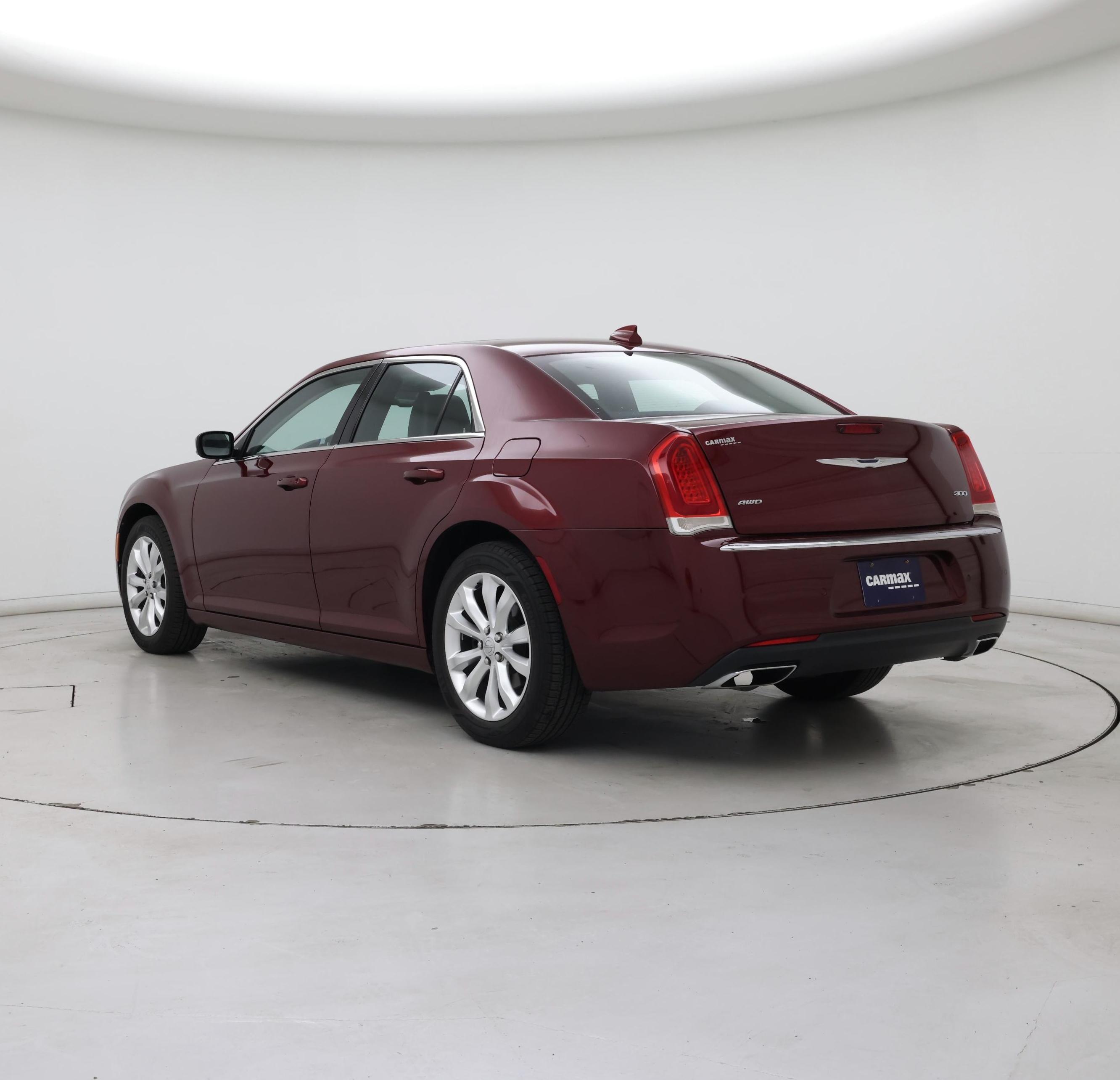 Thumbnail: 2016 Chrysler 300 - 2