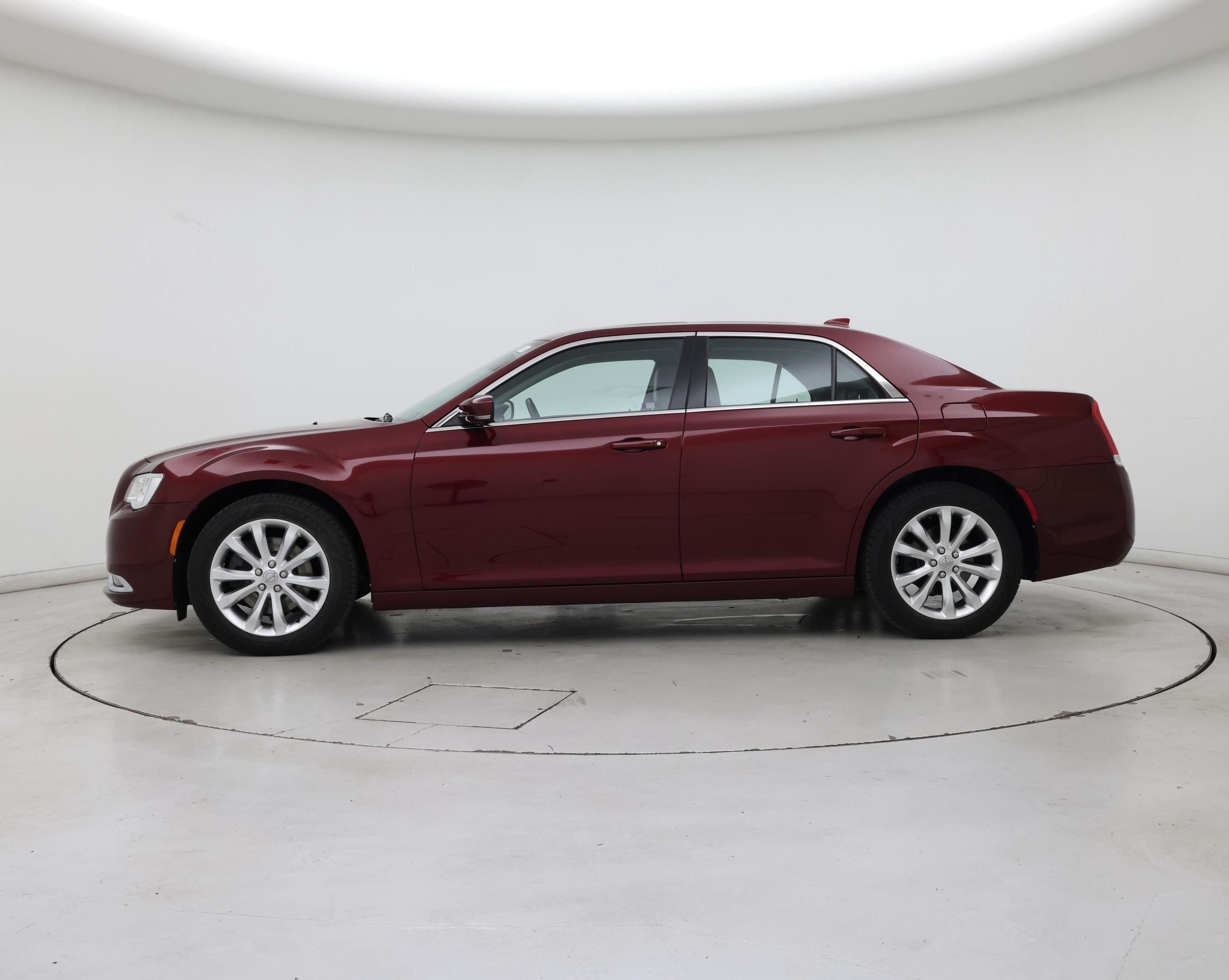 Thumbnail: 2016 Chrysler 300 - 3