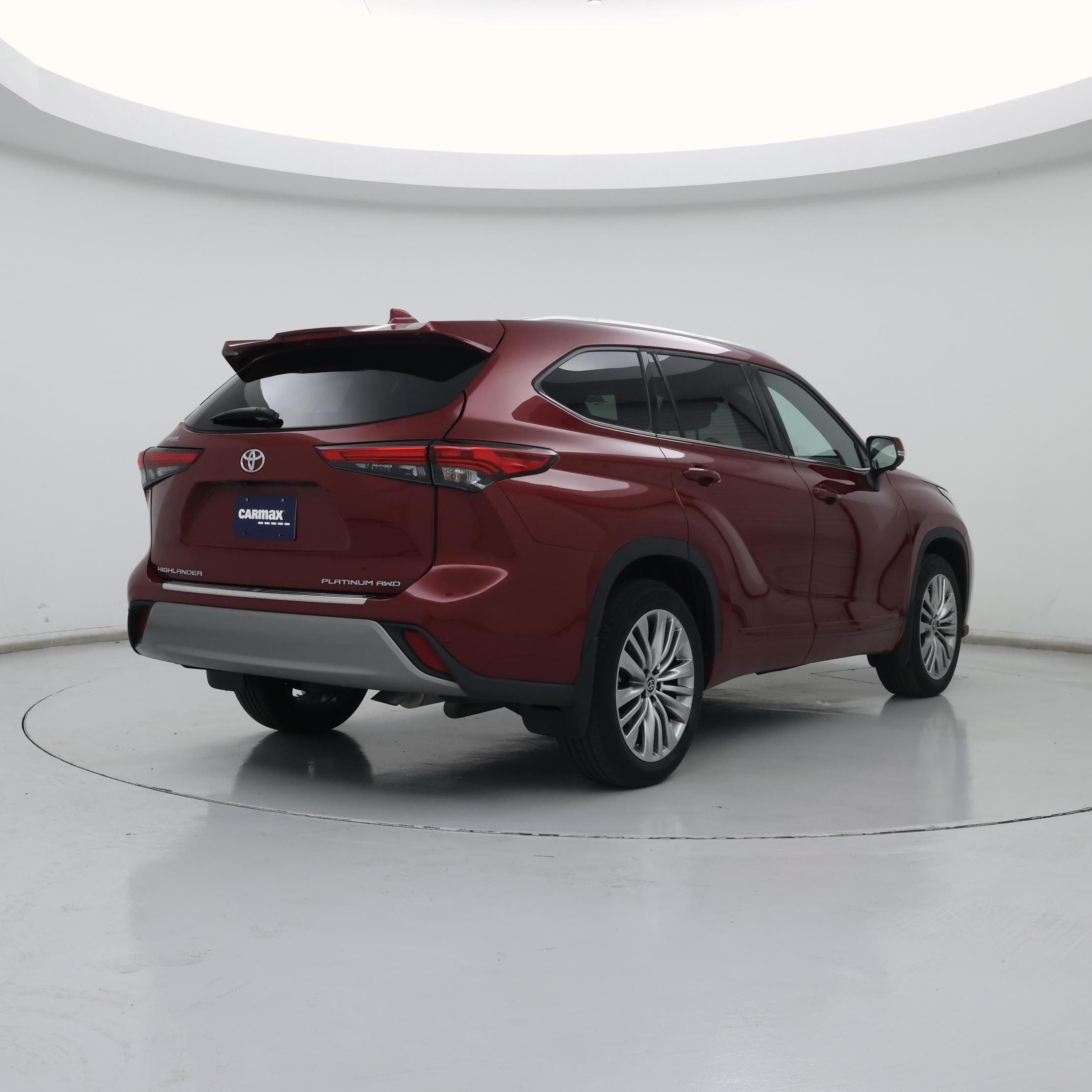 Thumbnail: 2023 Toyota Highlander - 8