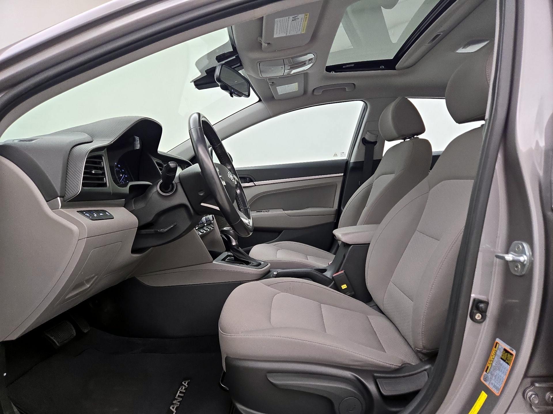 Thumbnail: 2020 Hyundai Elantra - 11