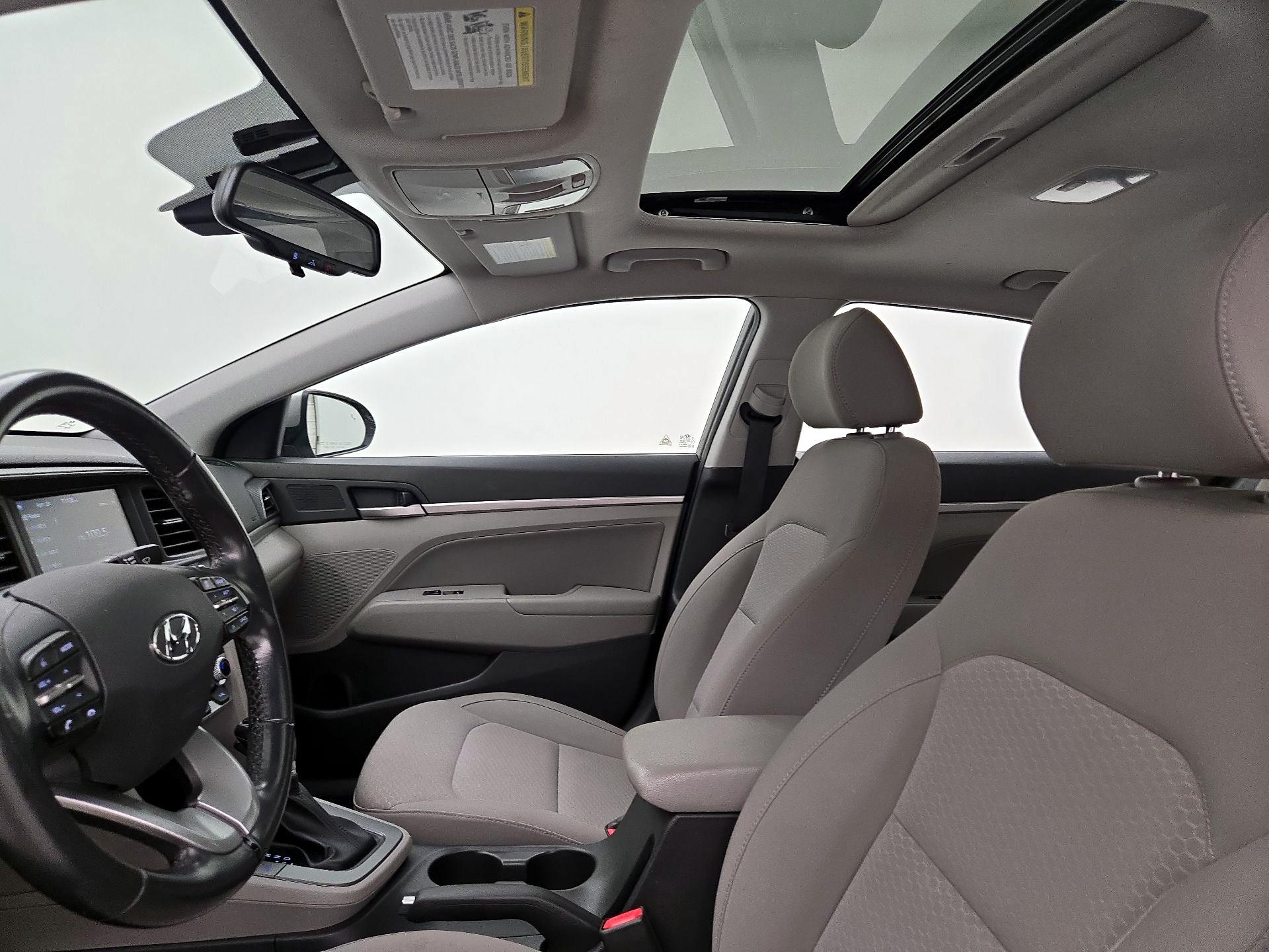 Thumbnail: 2020 Hyundai Elantra - 18