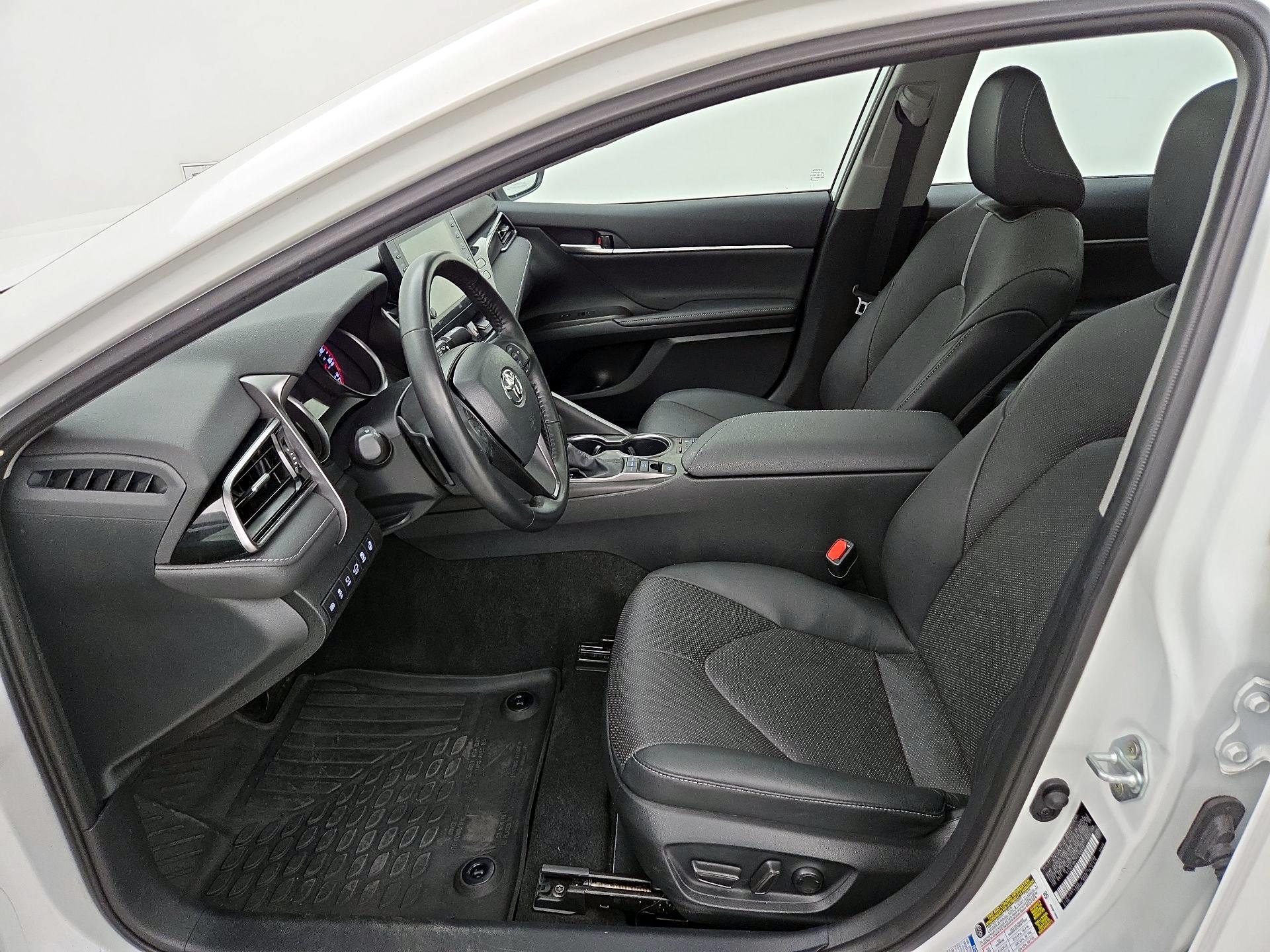 Thumbnail: 2023 Toyota Camry - 11