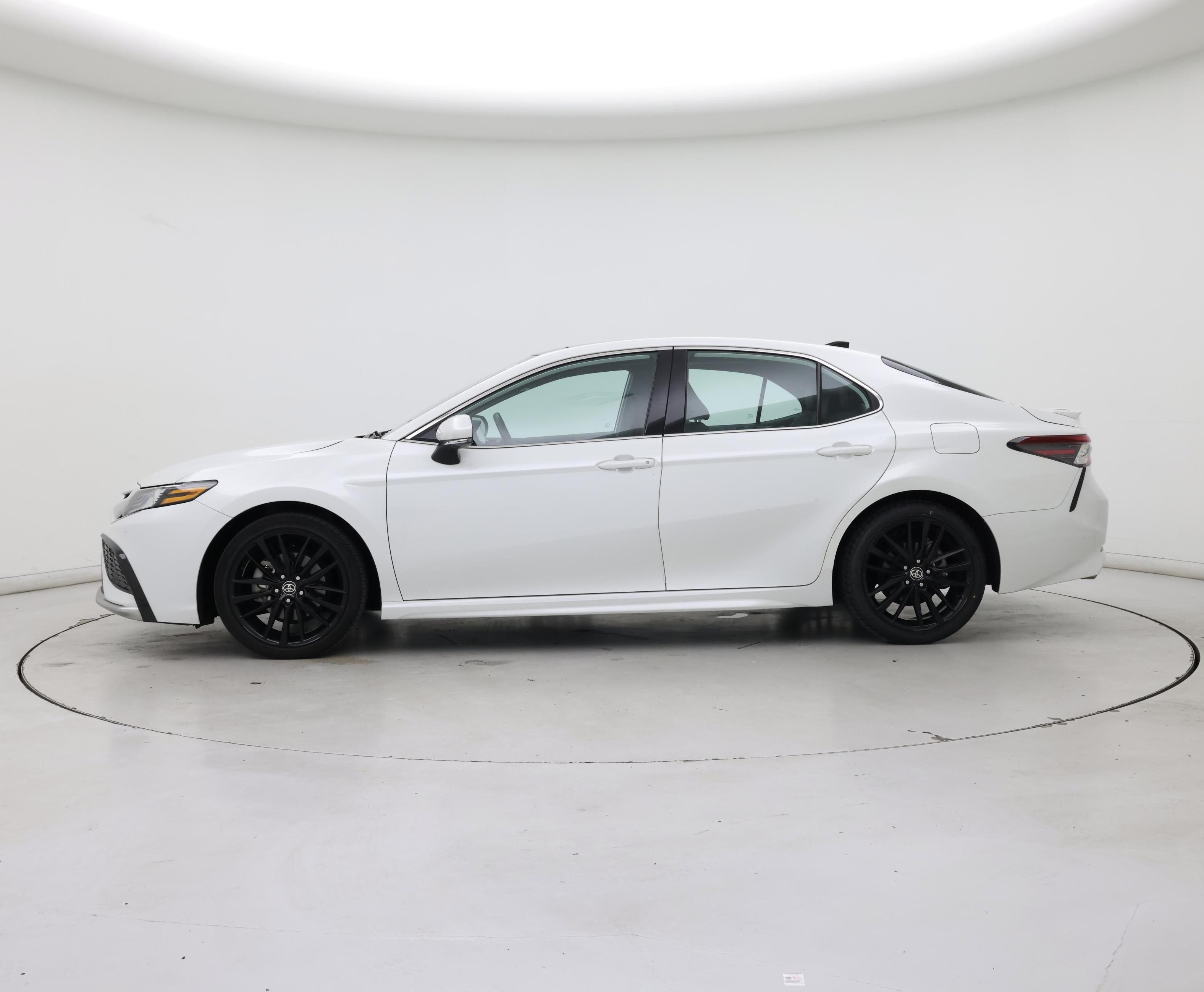 Thumbnail: 2023 Toyota Camry - 3