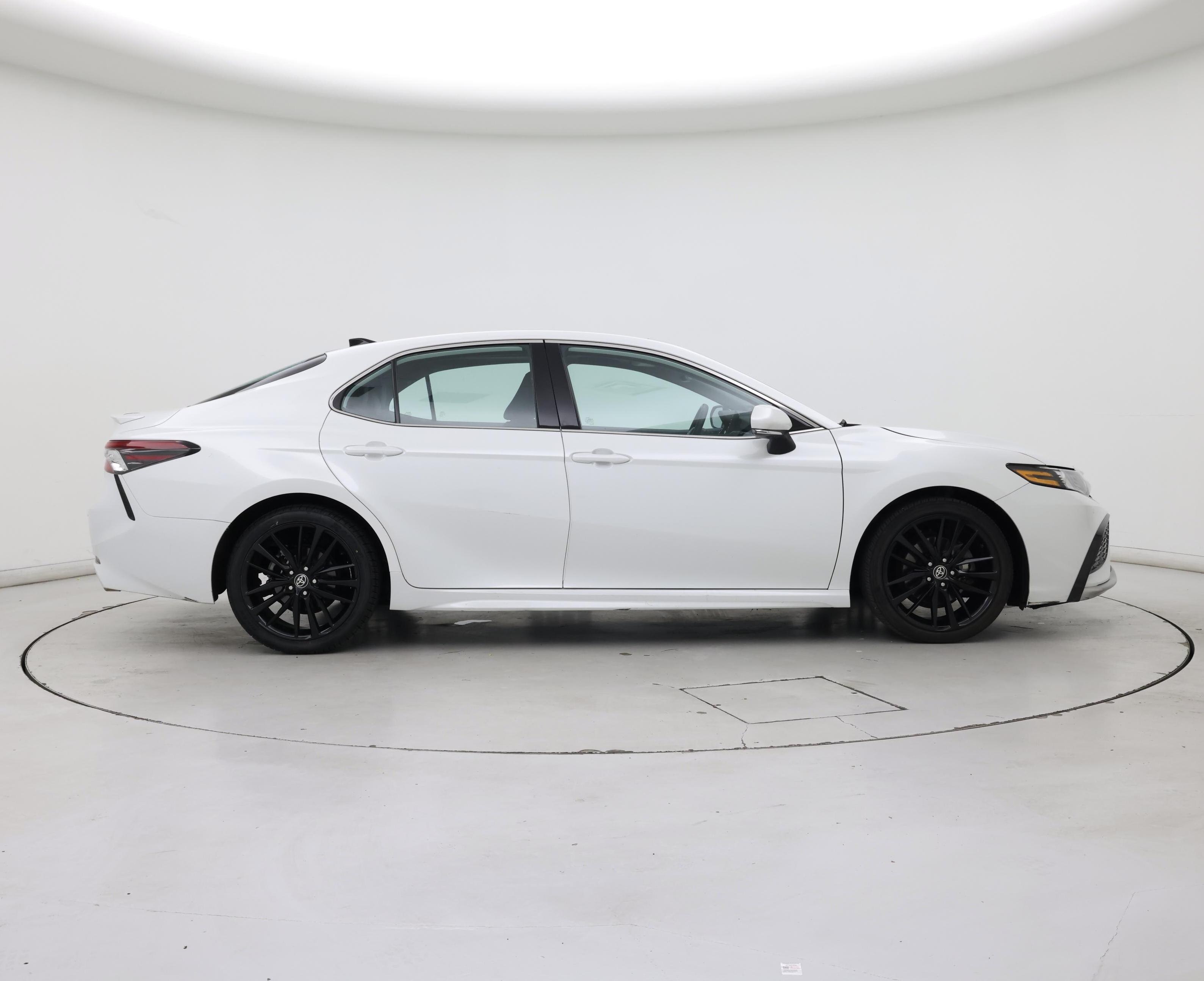 Thumbnail: 2023 Toyota Camry - 7