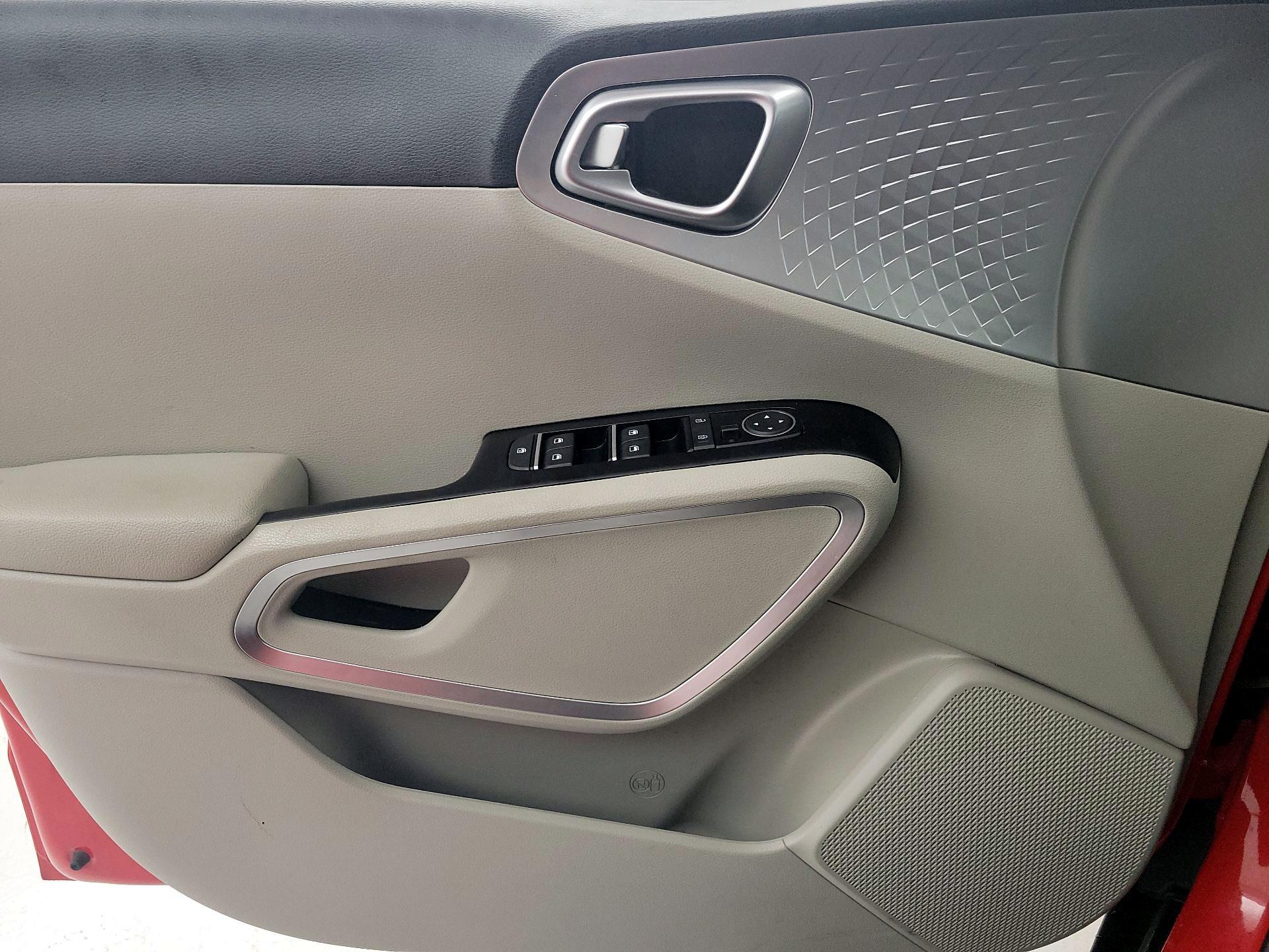 Thumbnail: 2025 Kia Soul - 12