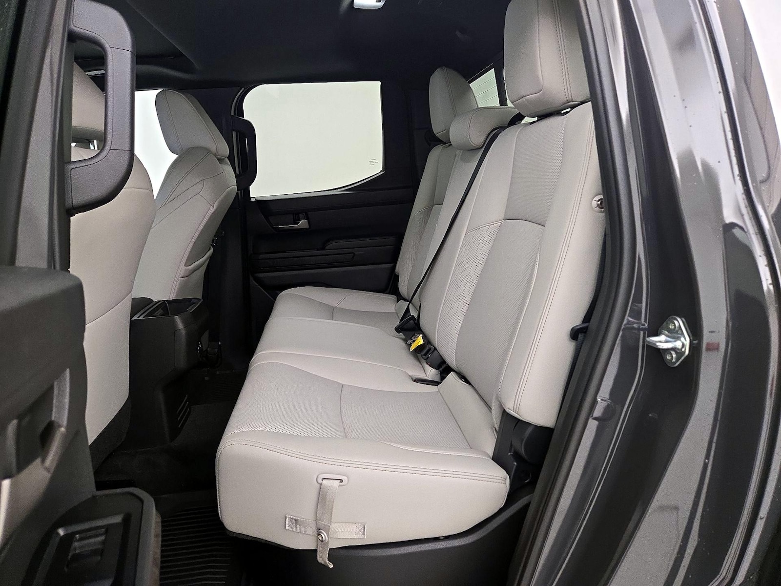 2025 Toyota Tacoma Limited - Photo 20
