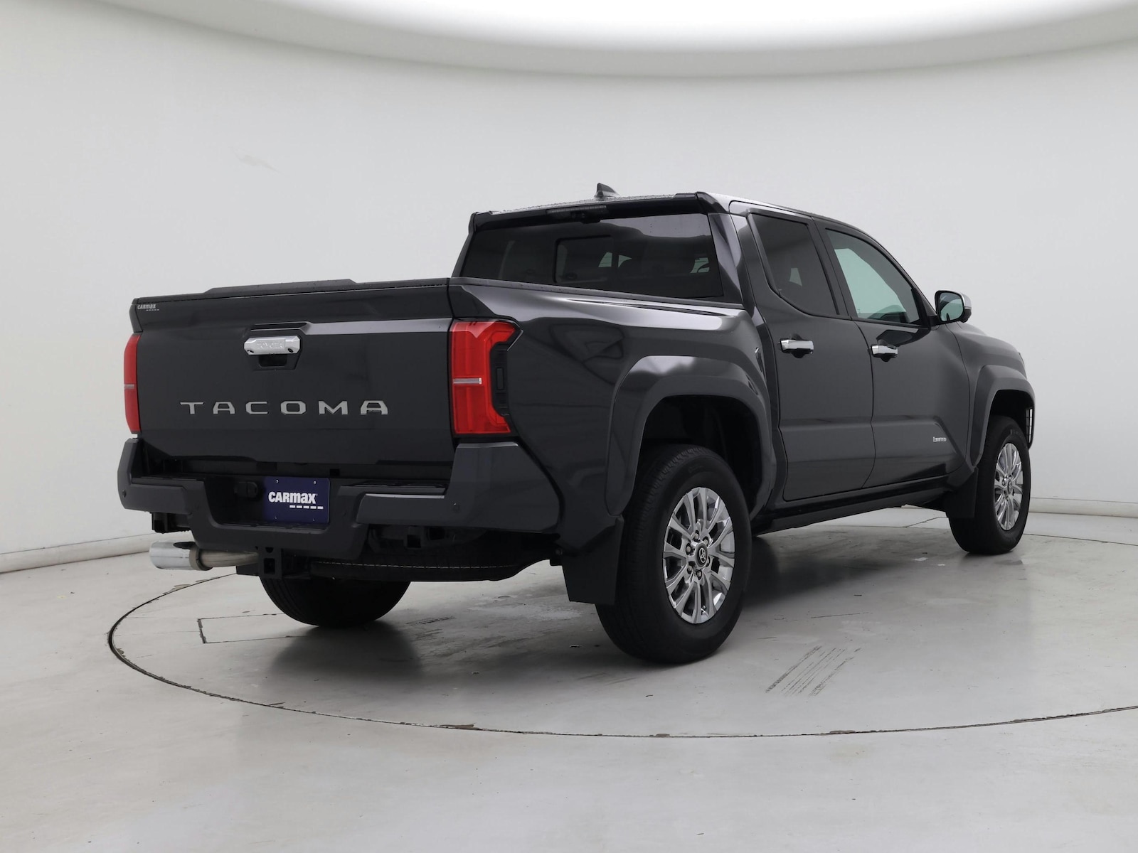 2025 Toyota Tacoma Limited - Photo 9