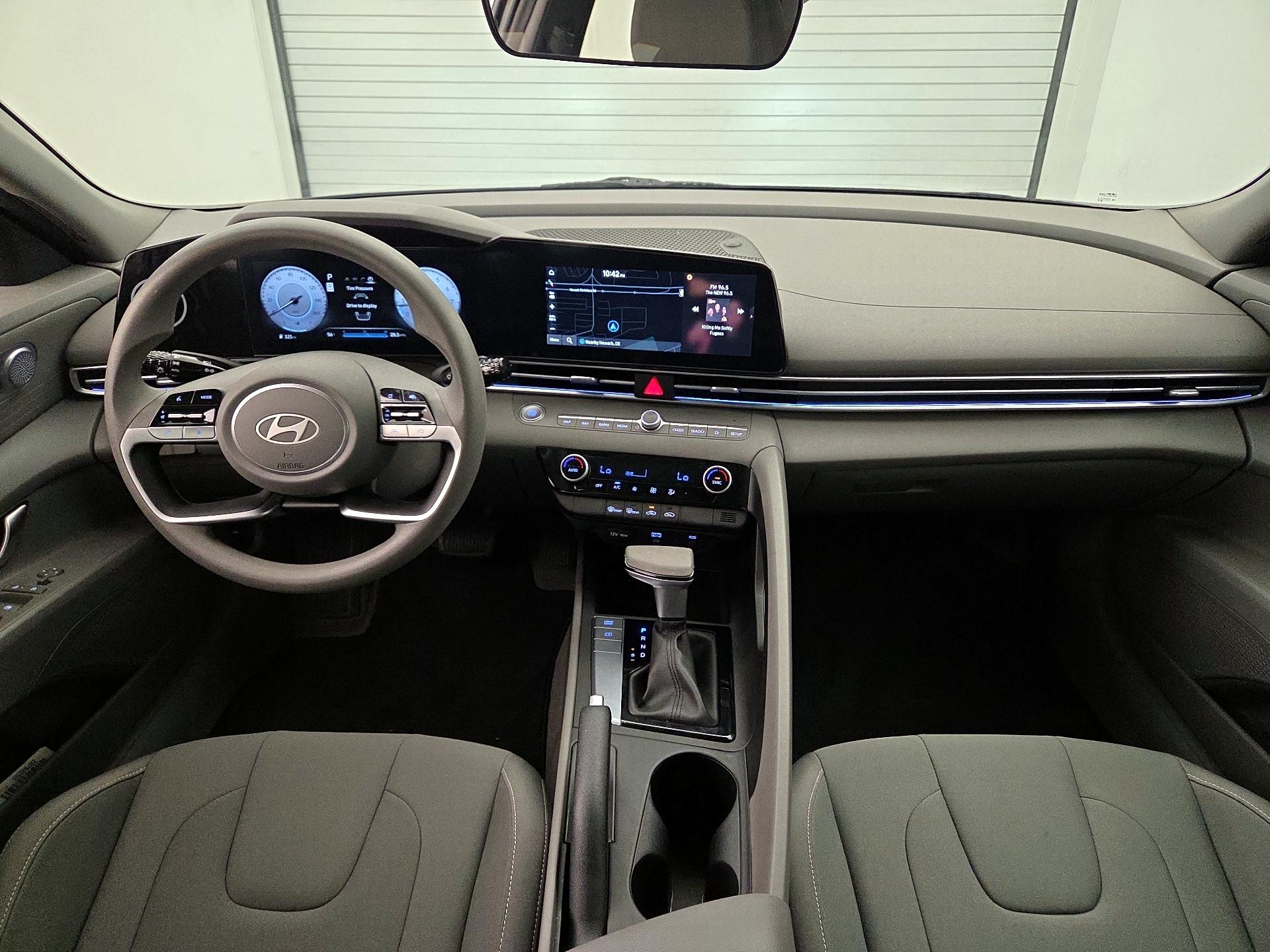 Thumbnail: 2024 Hyundai Elantra - 9