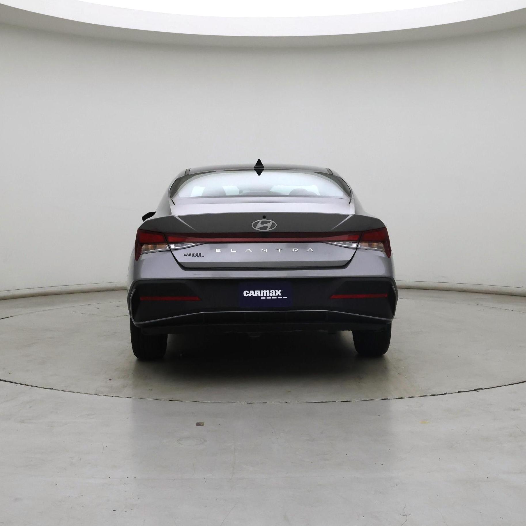 Thumbnail: 2024 Hyundai Elantra - 6