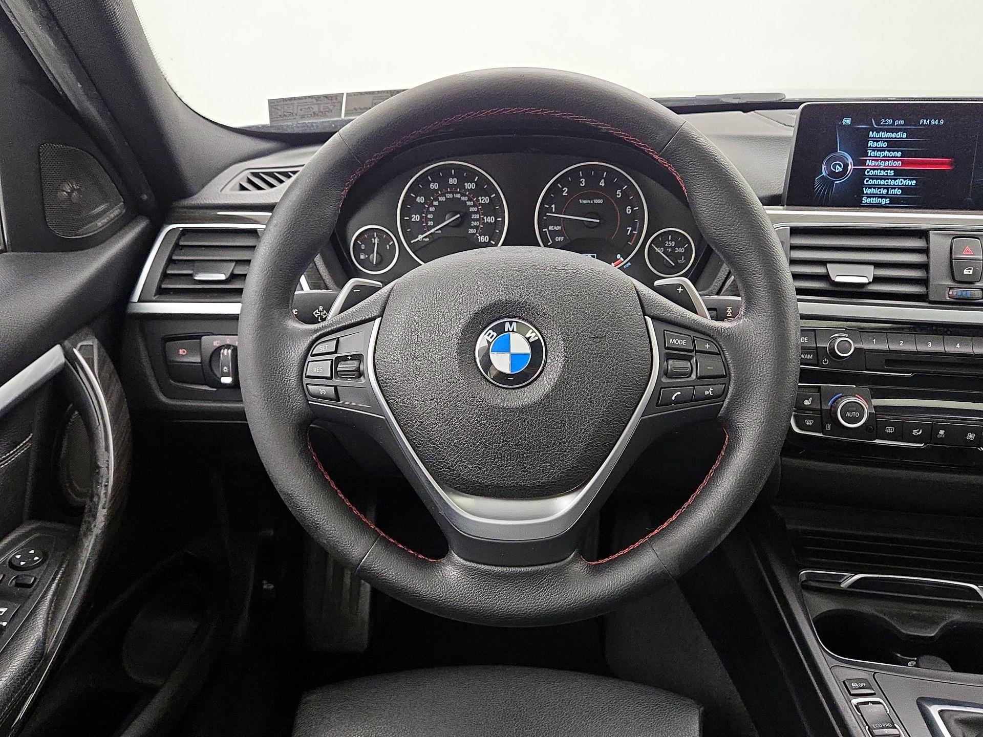 Thumbnail: 2016 BMW 3 Series - 10