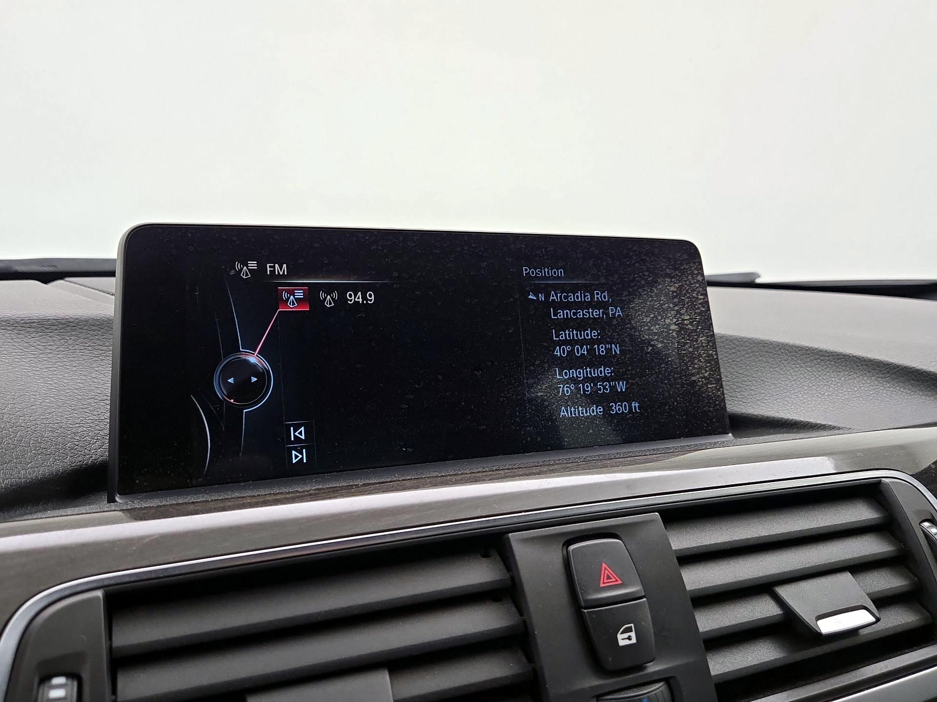 Thumbnail: 2016 BMW 3 Series - 16