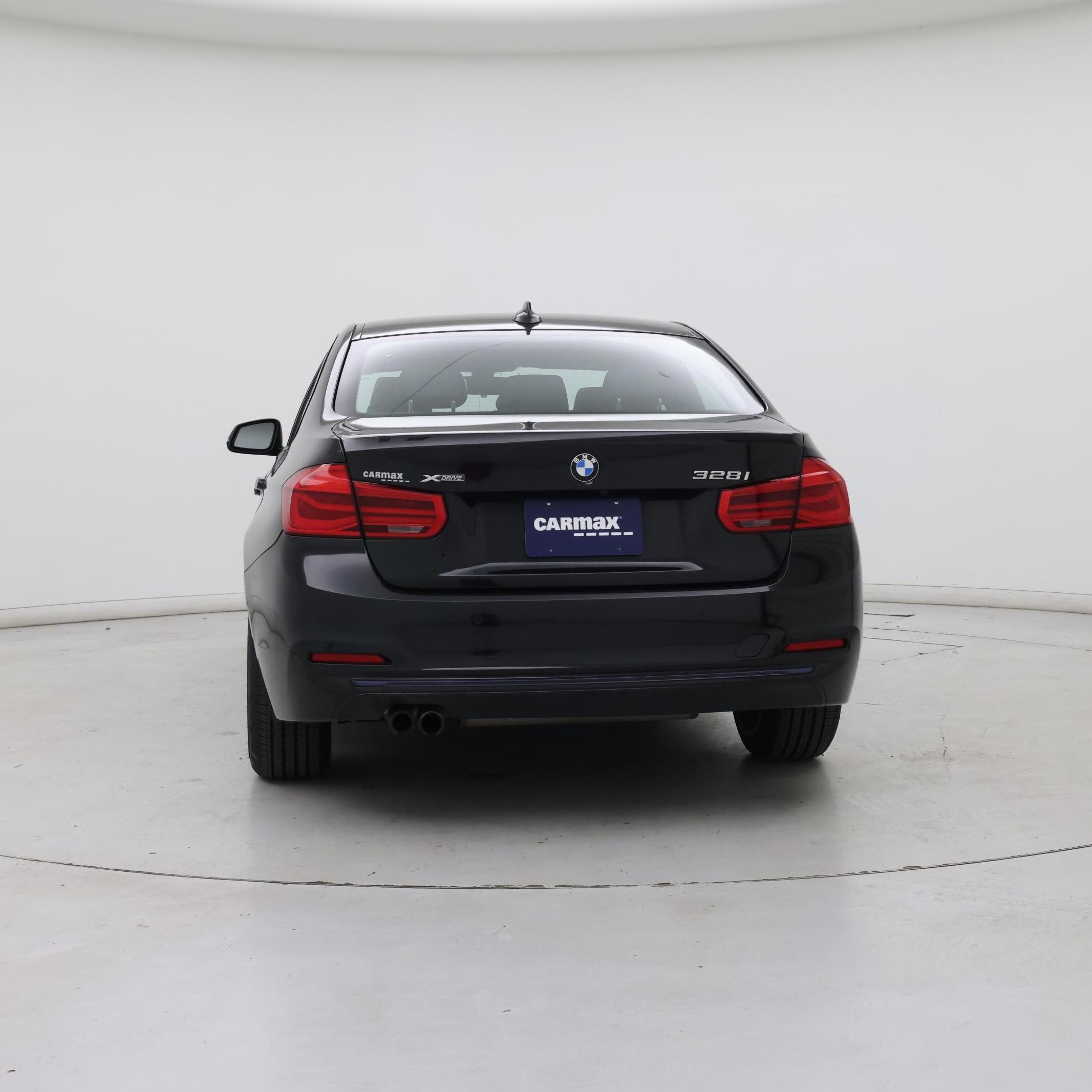 Thumbnail: 2016 BMW 3 Series - 6