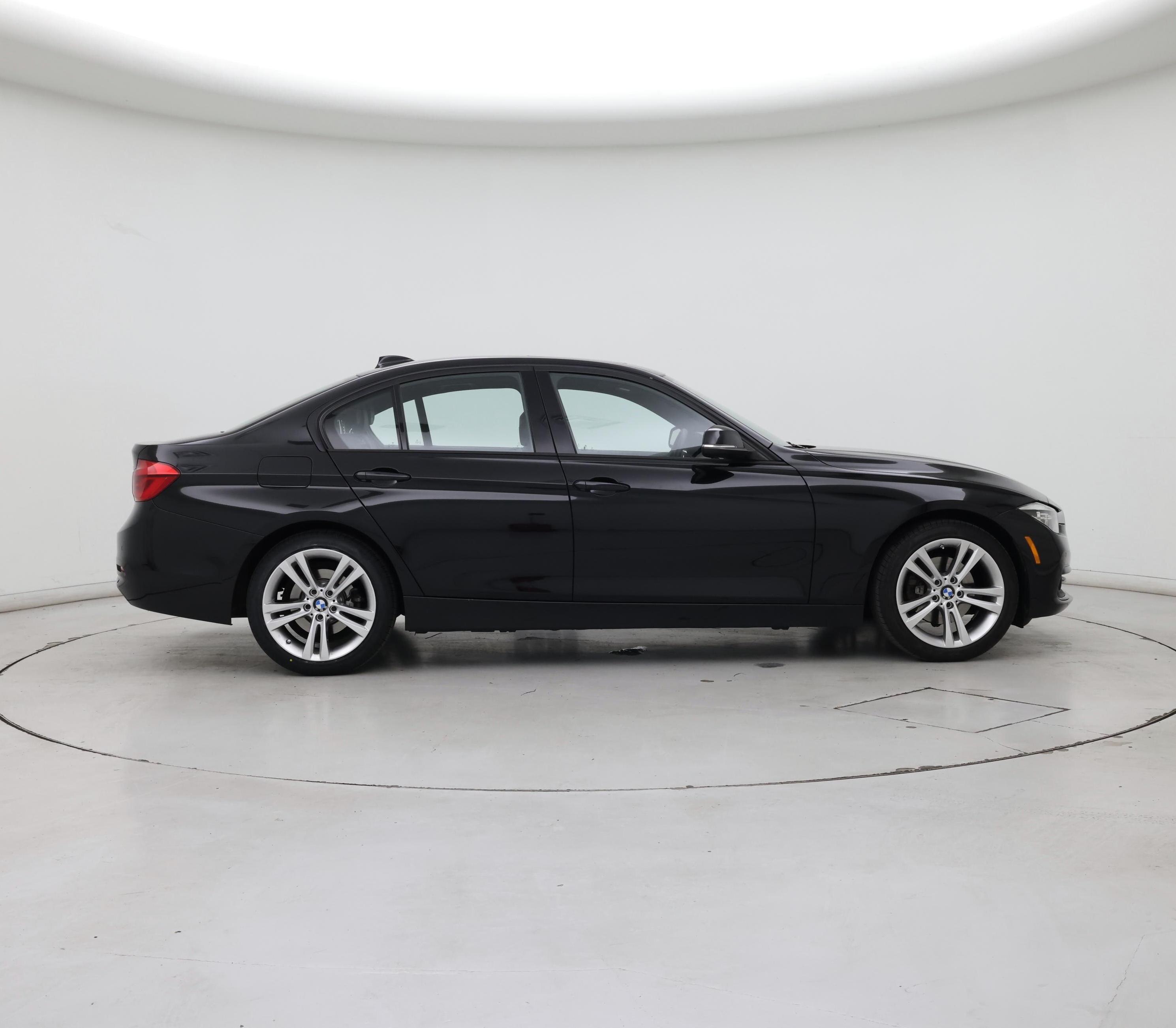 Thumbnail: 2016 BMW 3 Series - 7