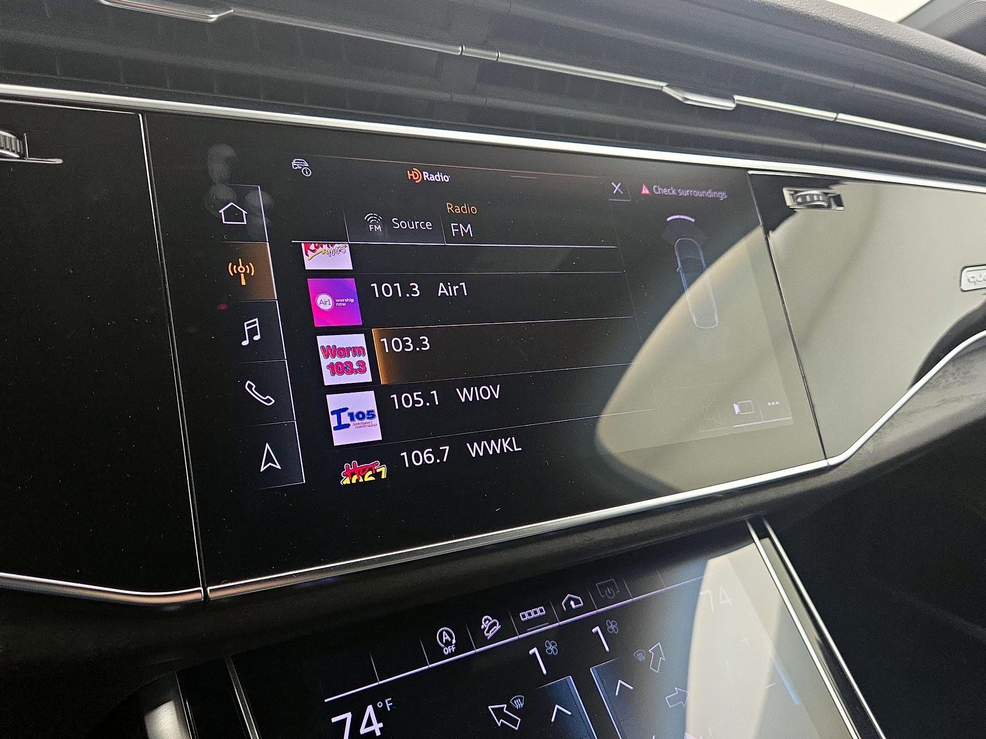 Thumbnail: 2023 Audi Q7 - 16