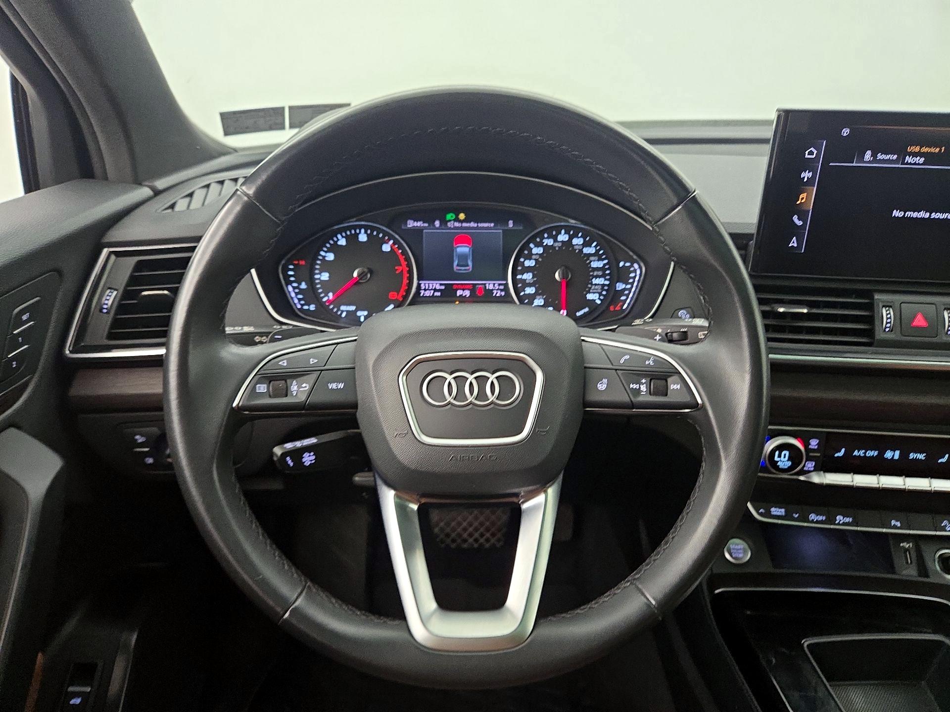 Thumbnail: 2022 Audi Q5 - 10