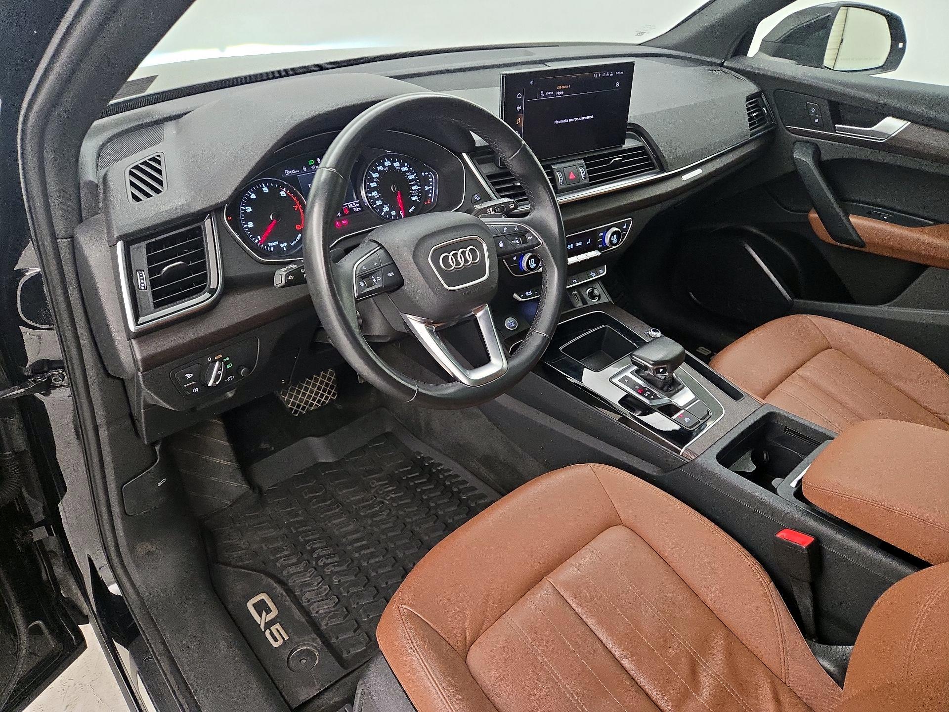 Thumbnail: 2022 Audi Q5 - 11