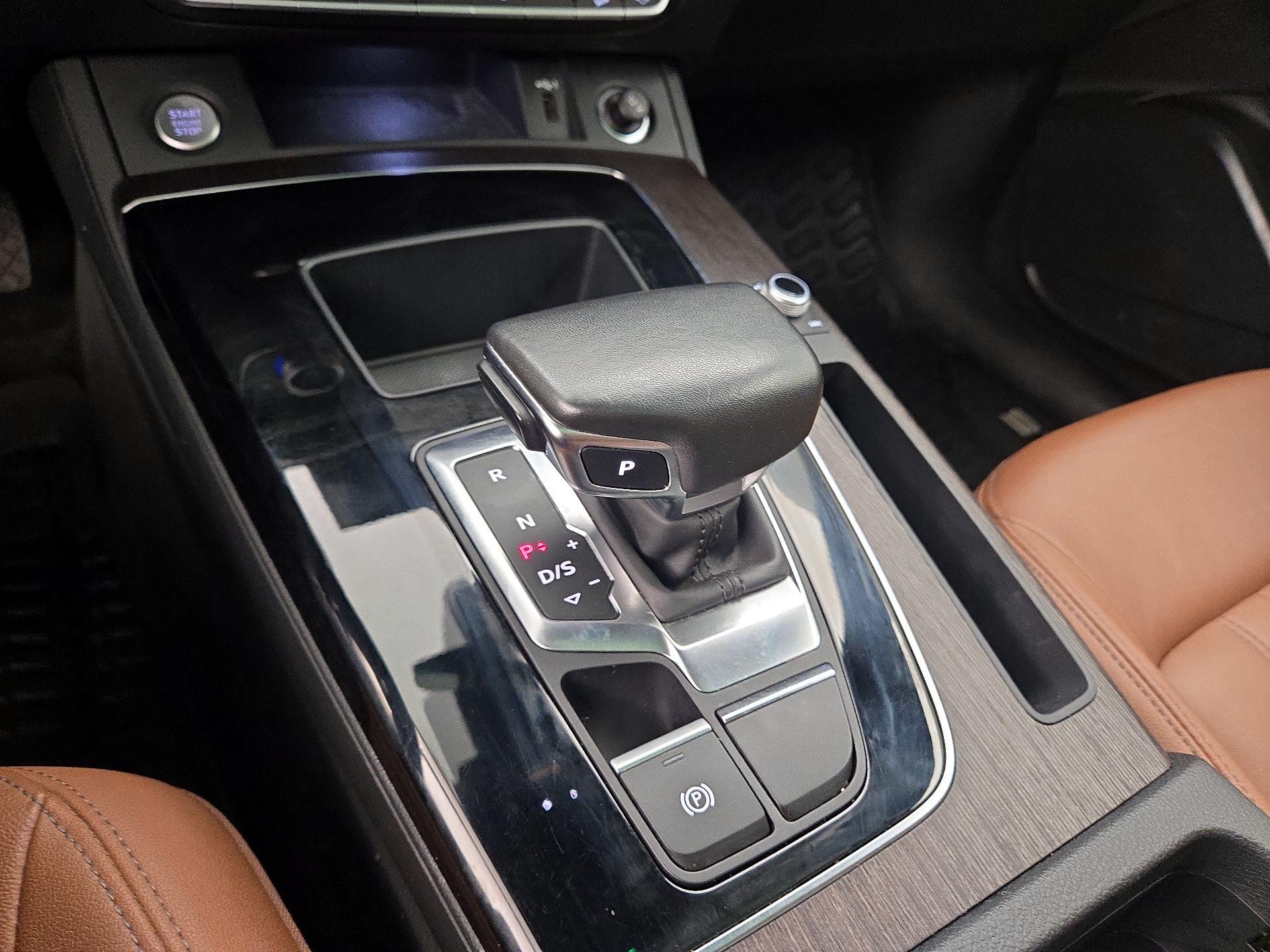 Thumbnail: 2022 Audi Q5 - 17