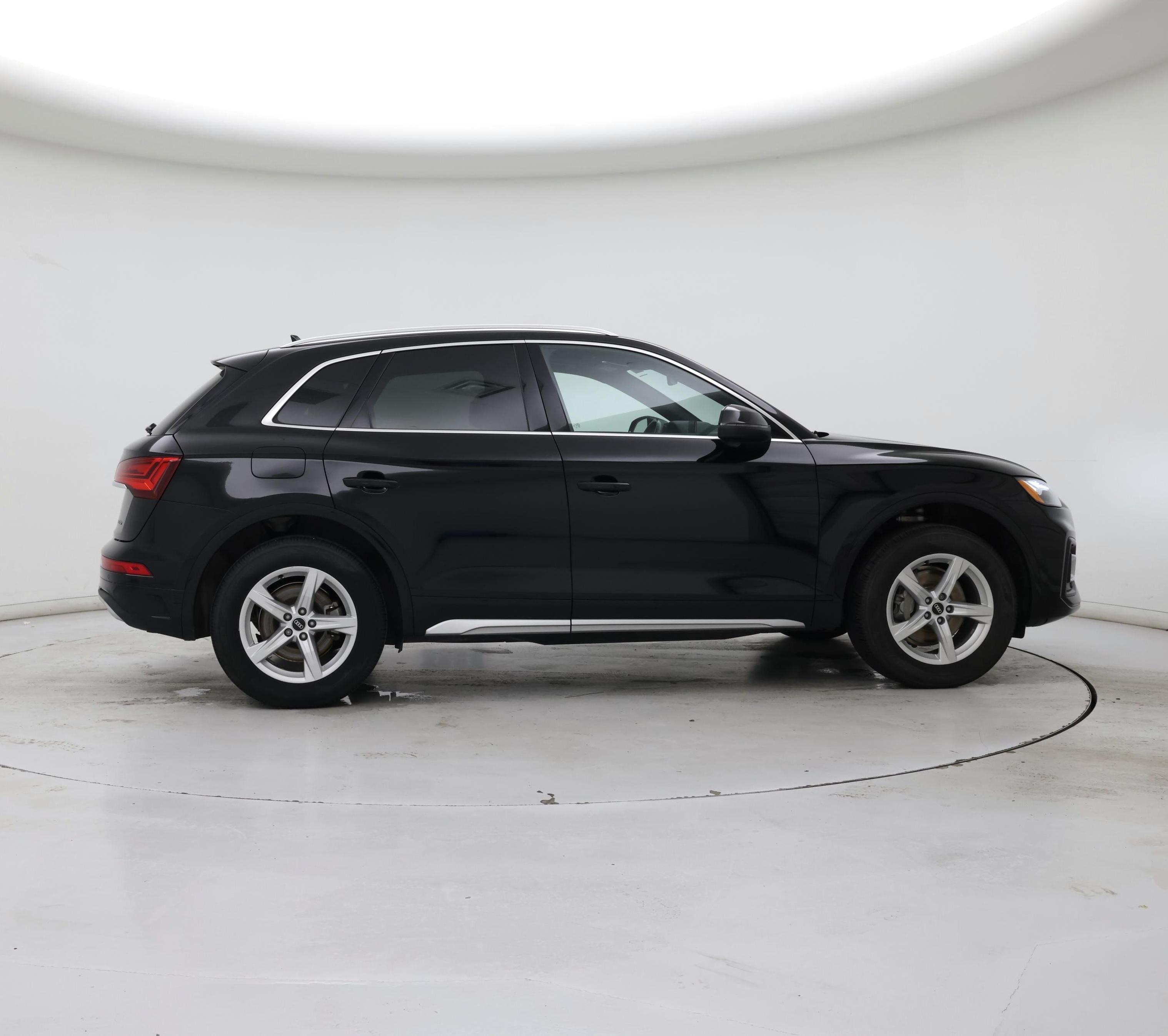 Thumbnail: 2022 Audi Q5 - 7