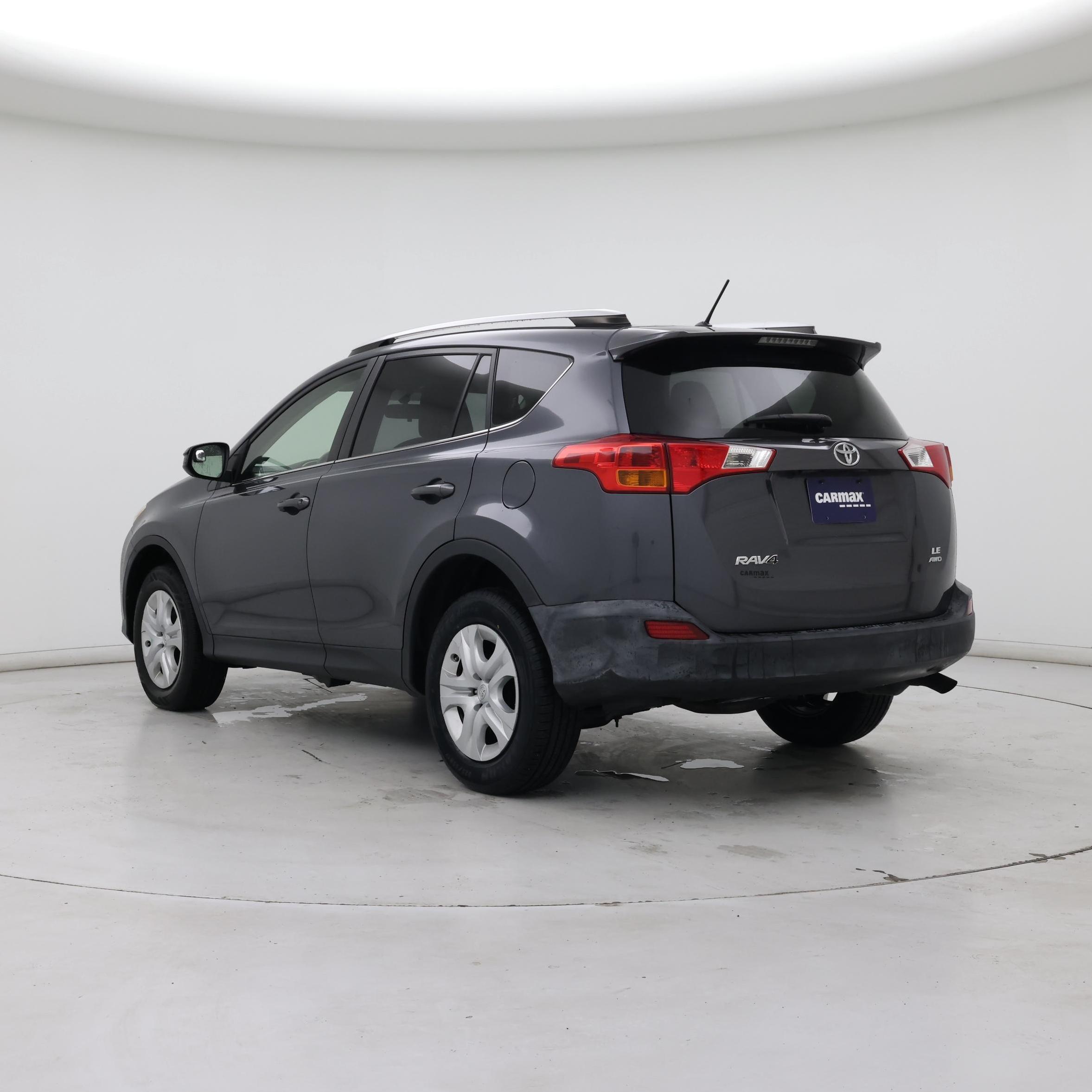 Thumbnail: 2015 Toyota RAV4 - 2
