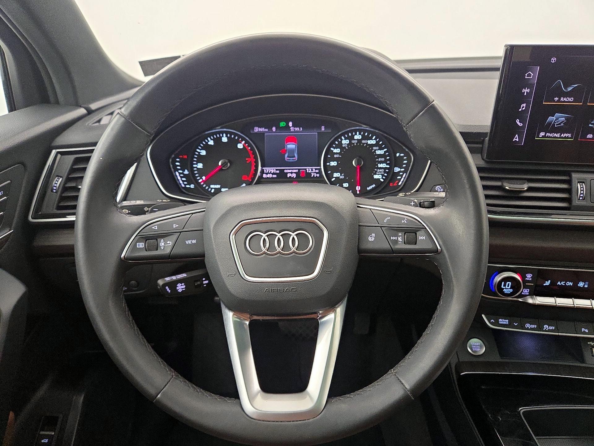 Thumbnail: 2023 Audi Q5 - 10