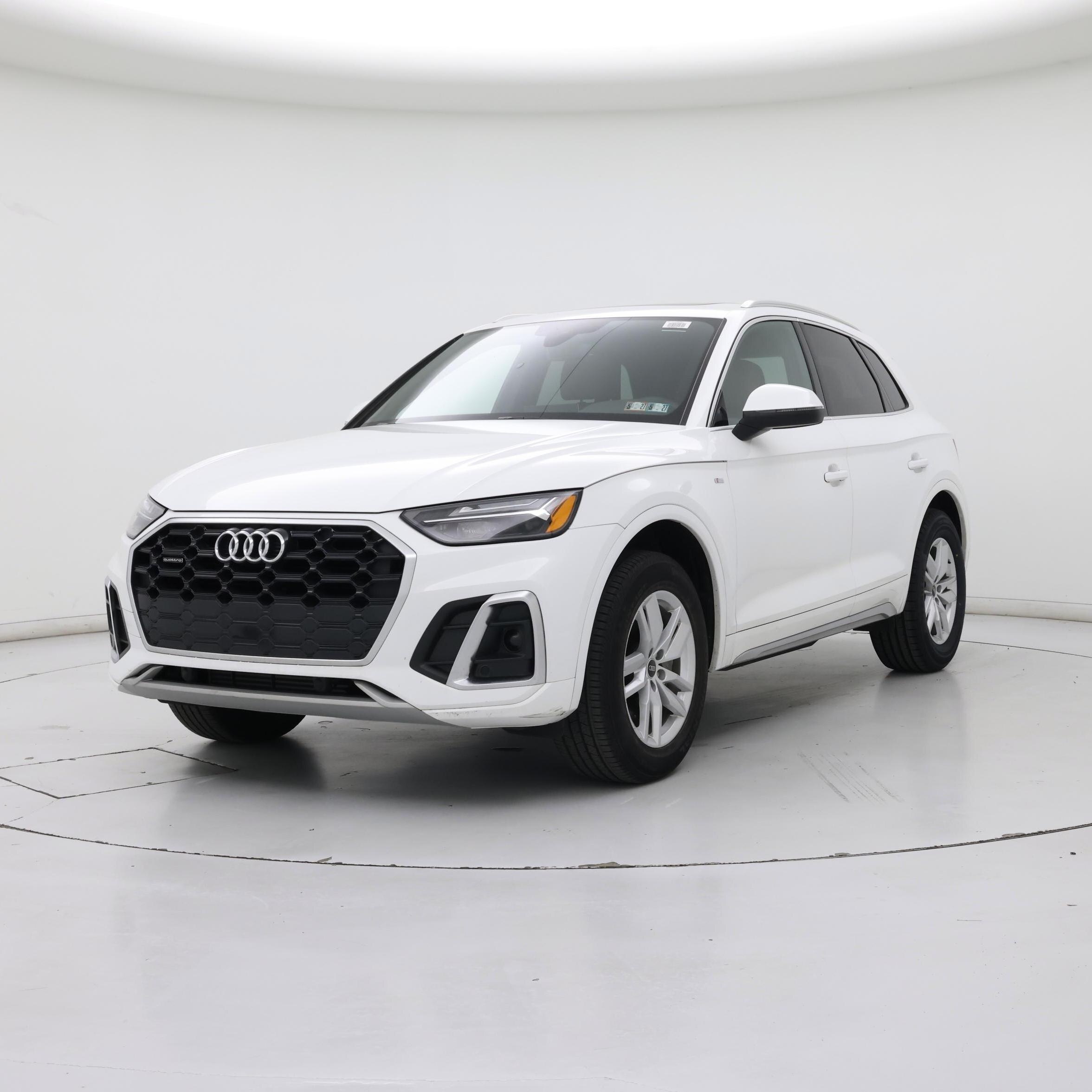 Thumbnail: 2023 Audi Q5 - 4