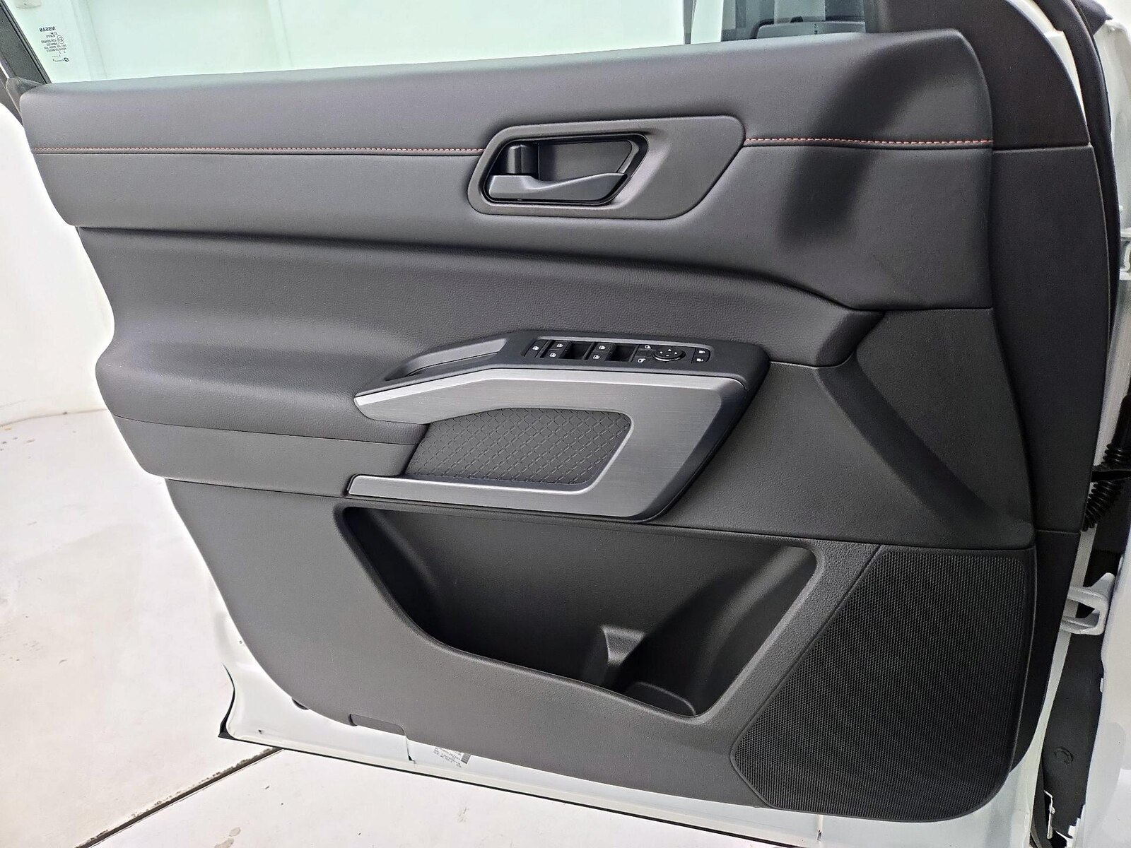 2025 Nissan Pathfinder Rock Creek - Photo 13