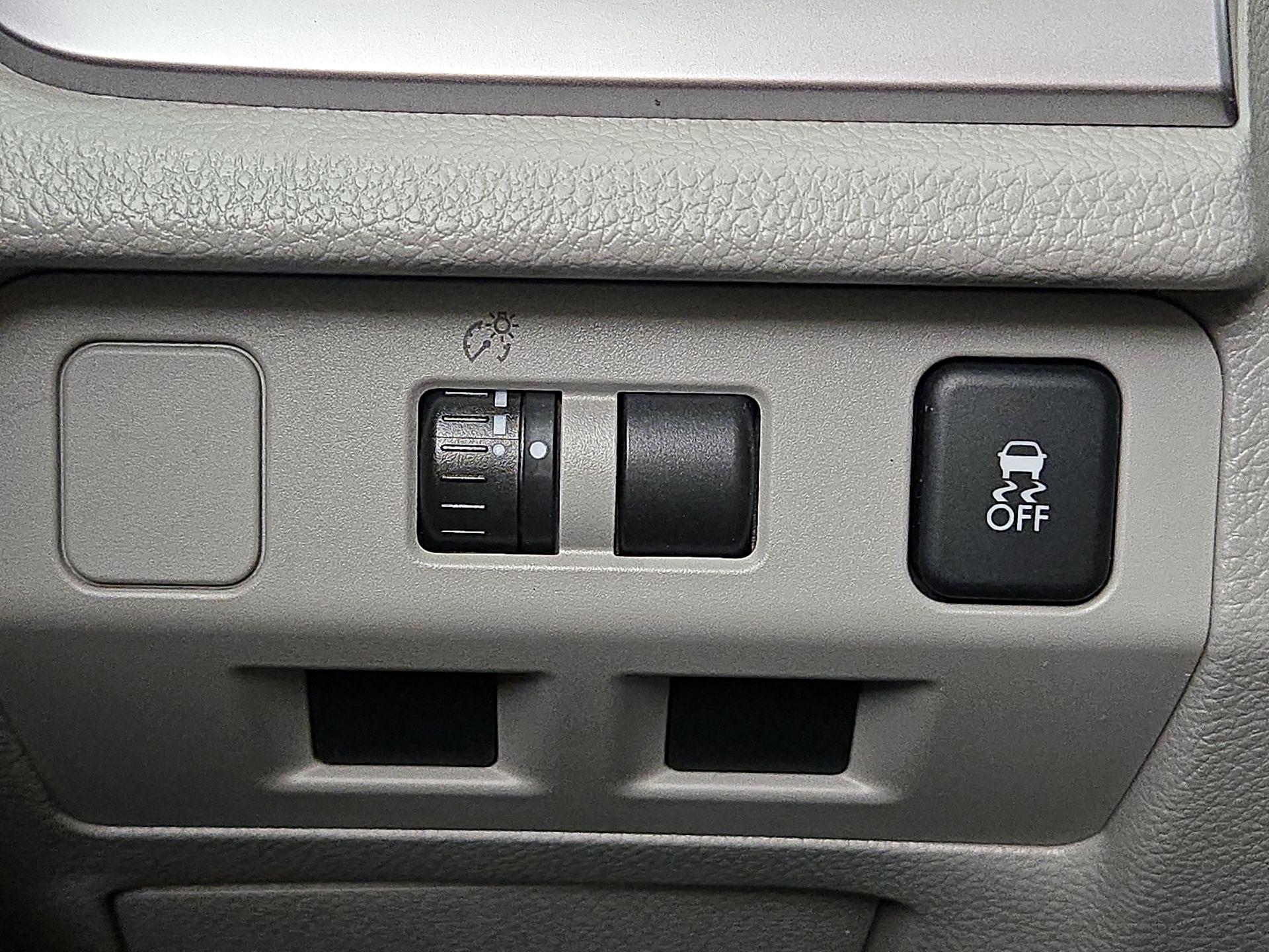 Thumbnail: 2015 Subaru Forester - 13